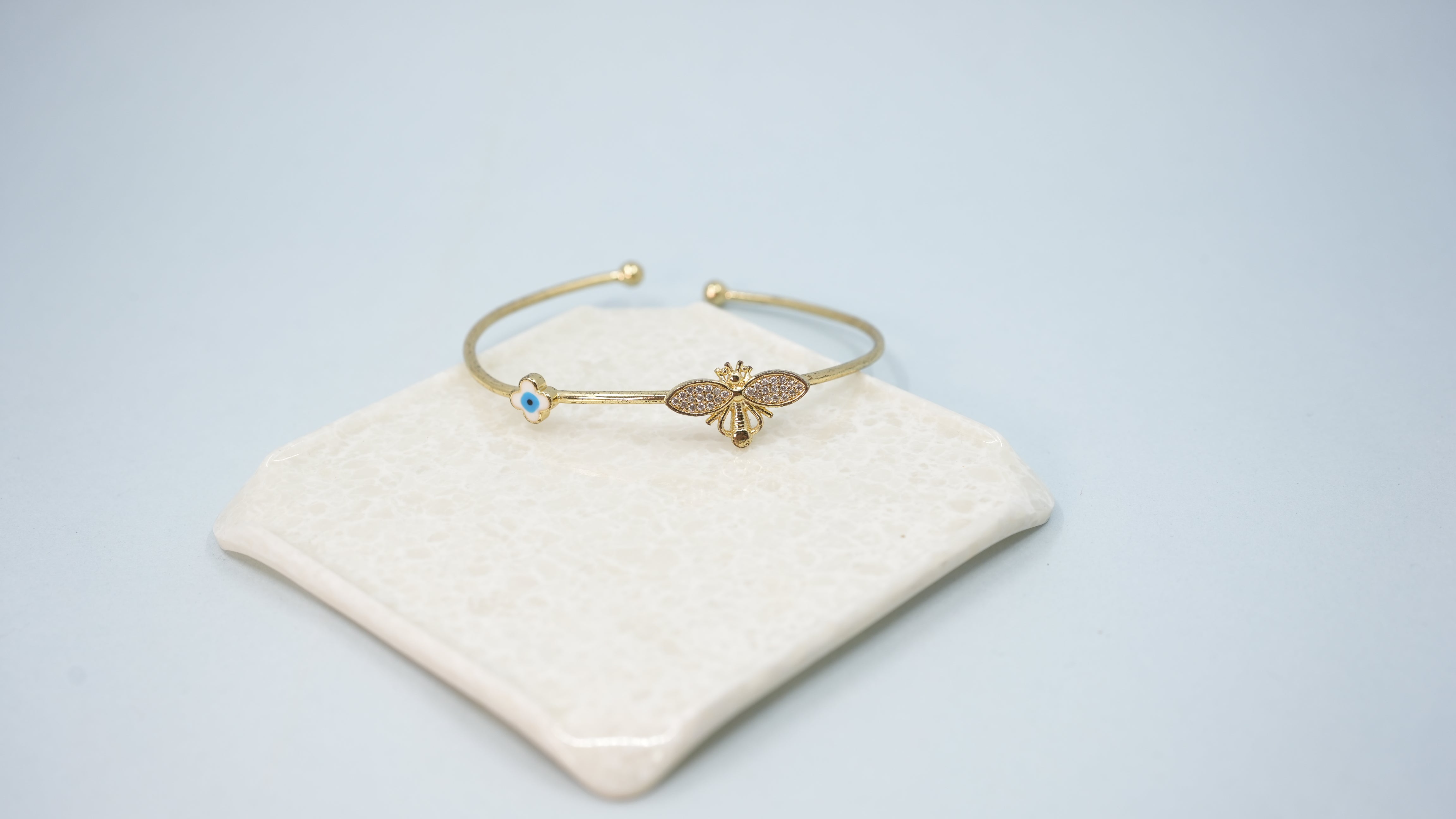 Honey bee cuff
