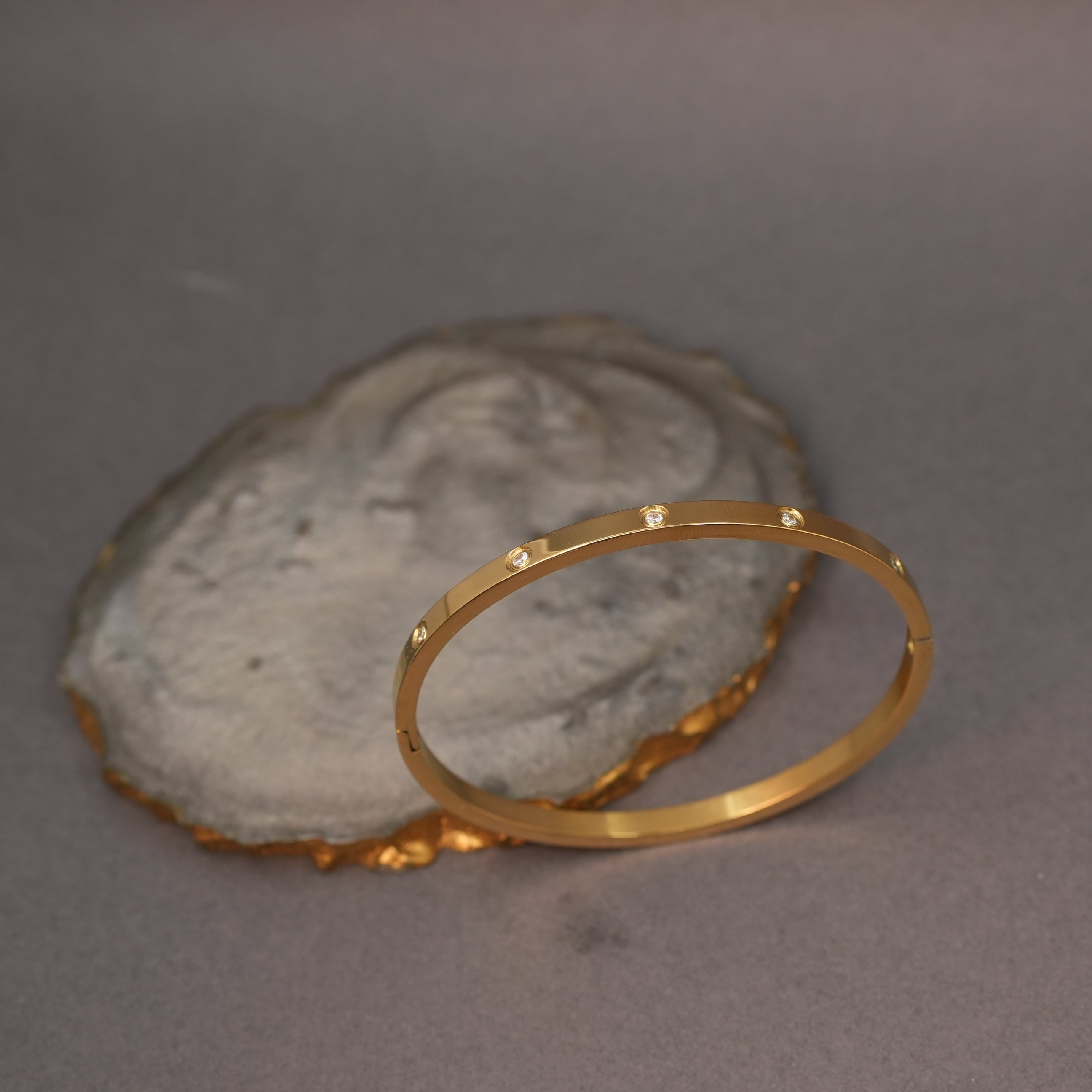Stellar Luxe Gold