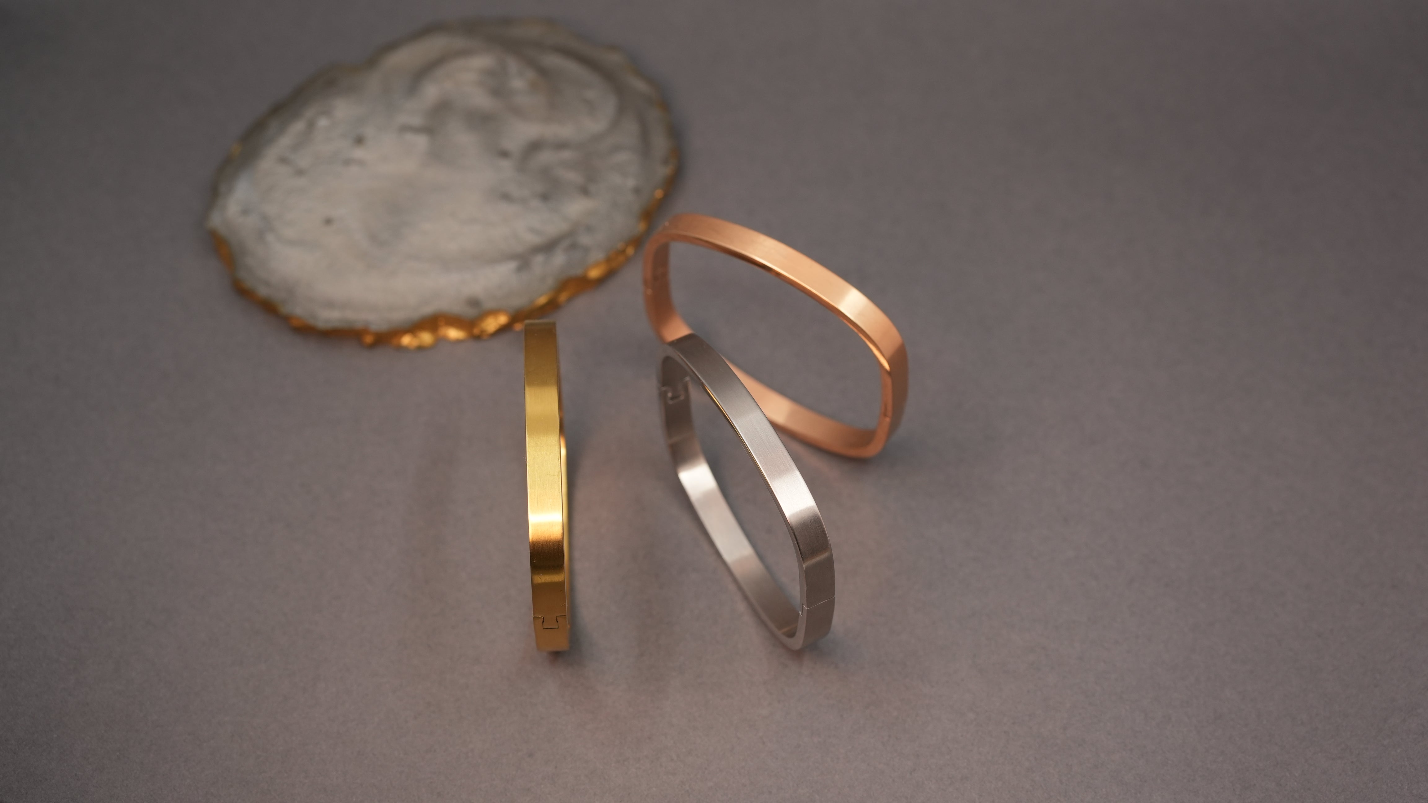 Matte rosegold Bold square (big)