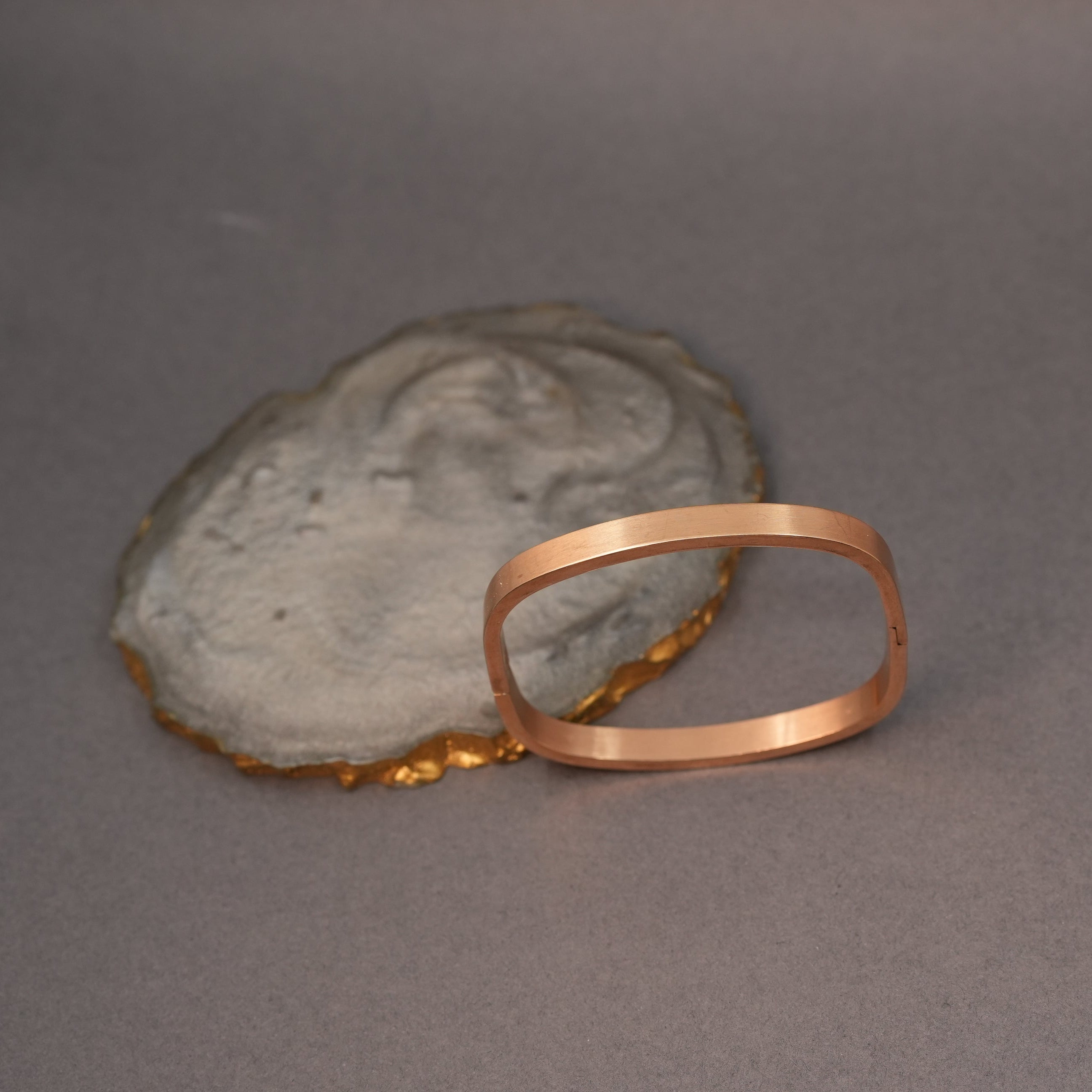 Matte rosegold Bold square (big)