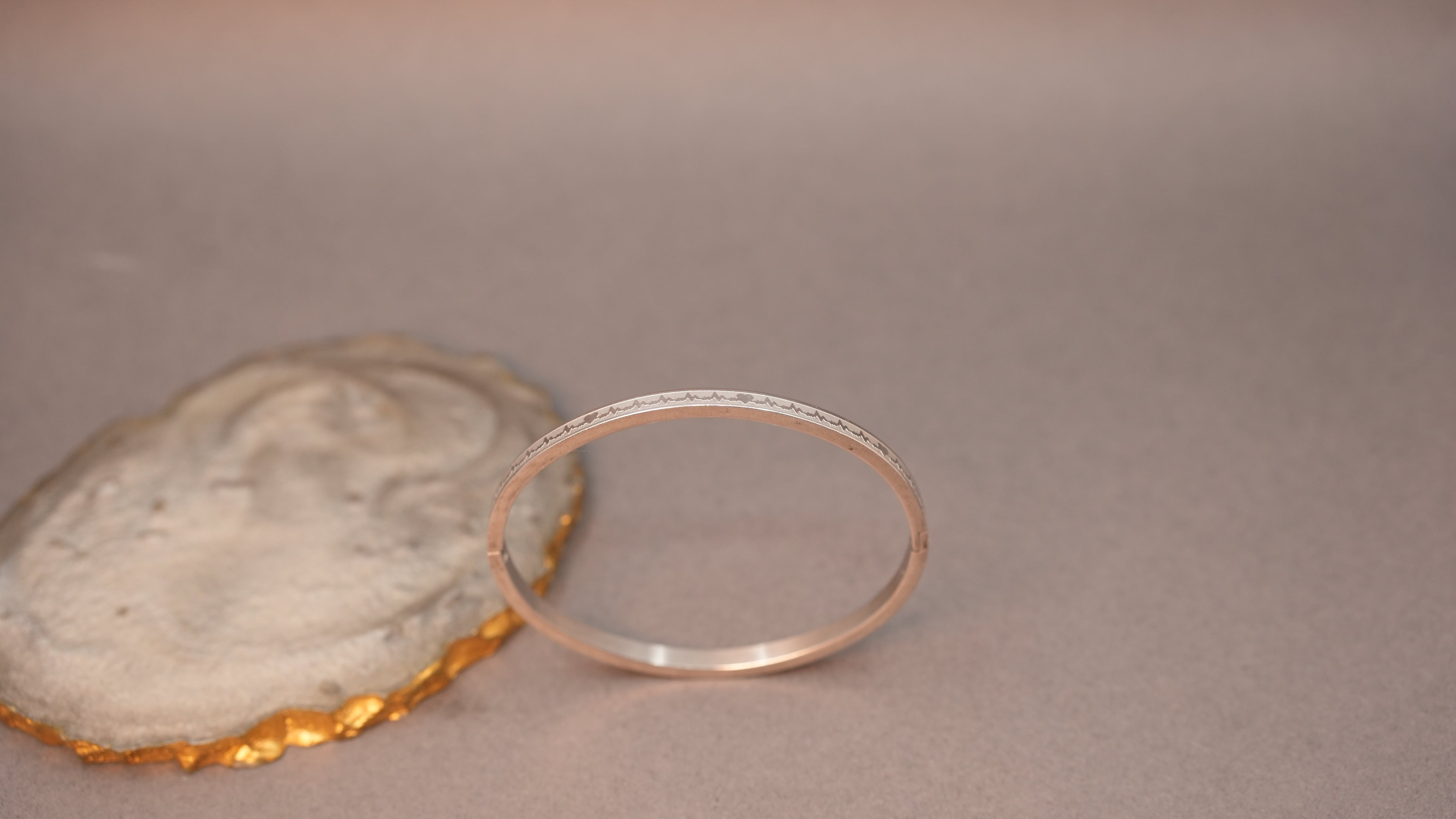 Pulse of love silver