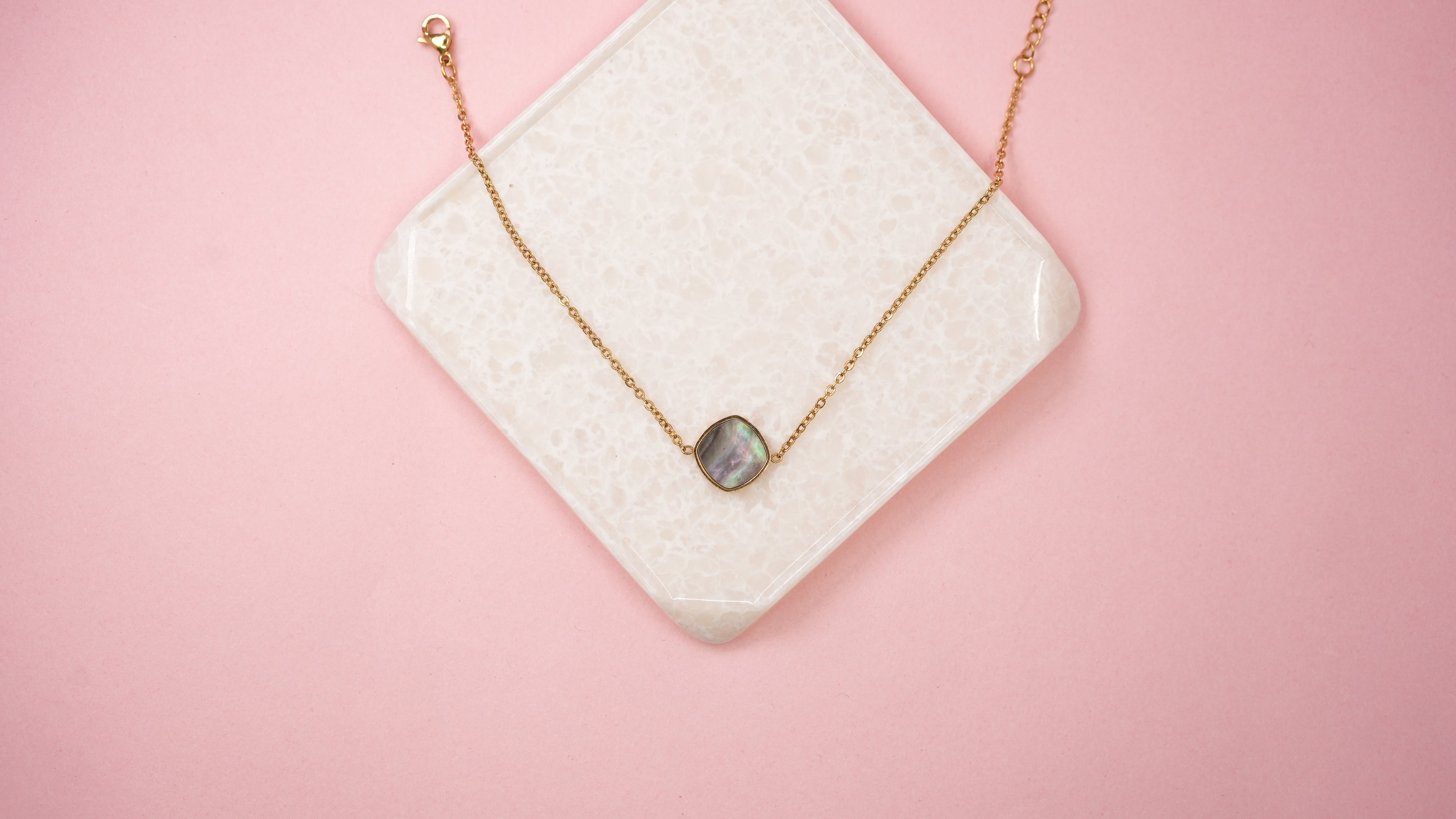 Pearl noor grey