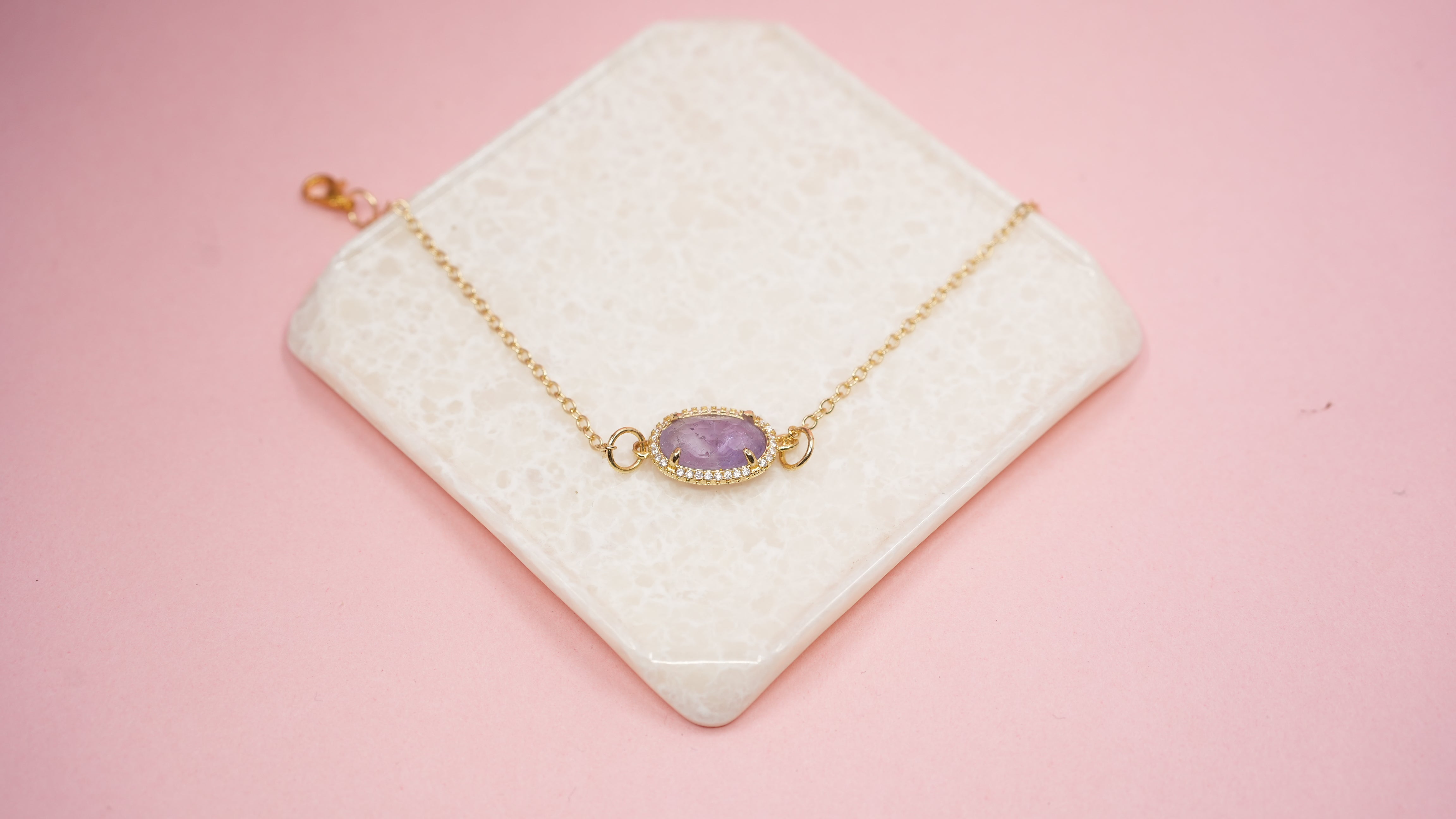 Amethyst oval cut