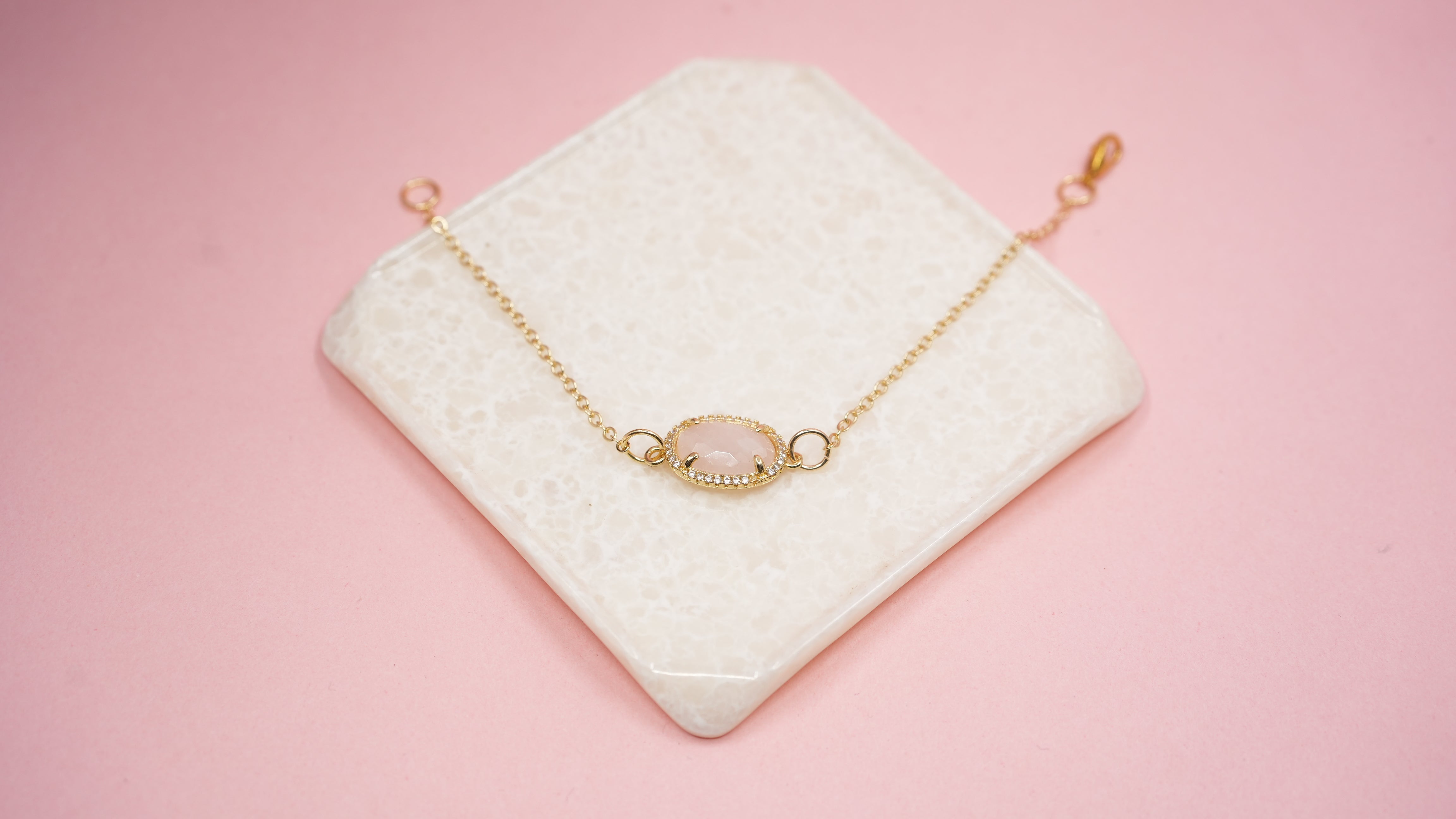 Blush oval cut