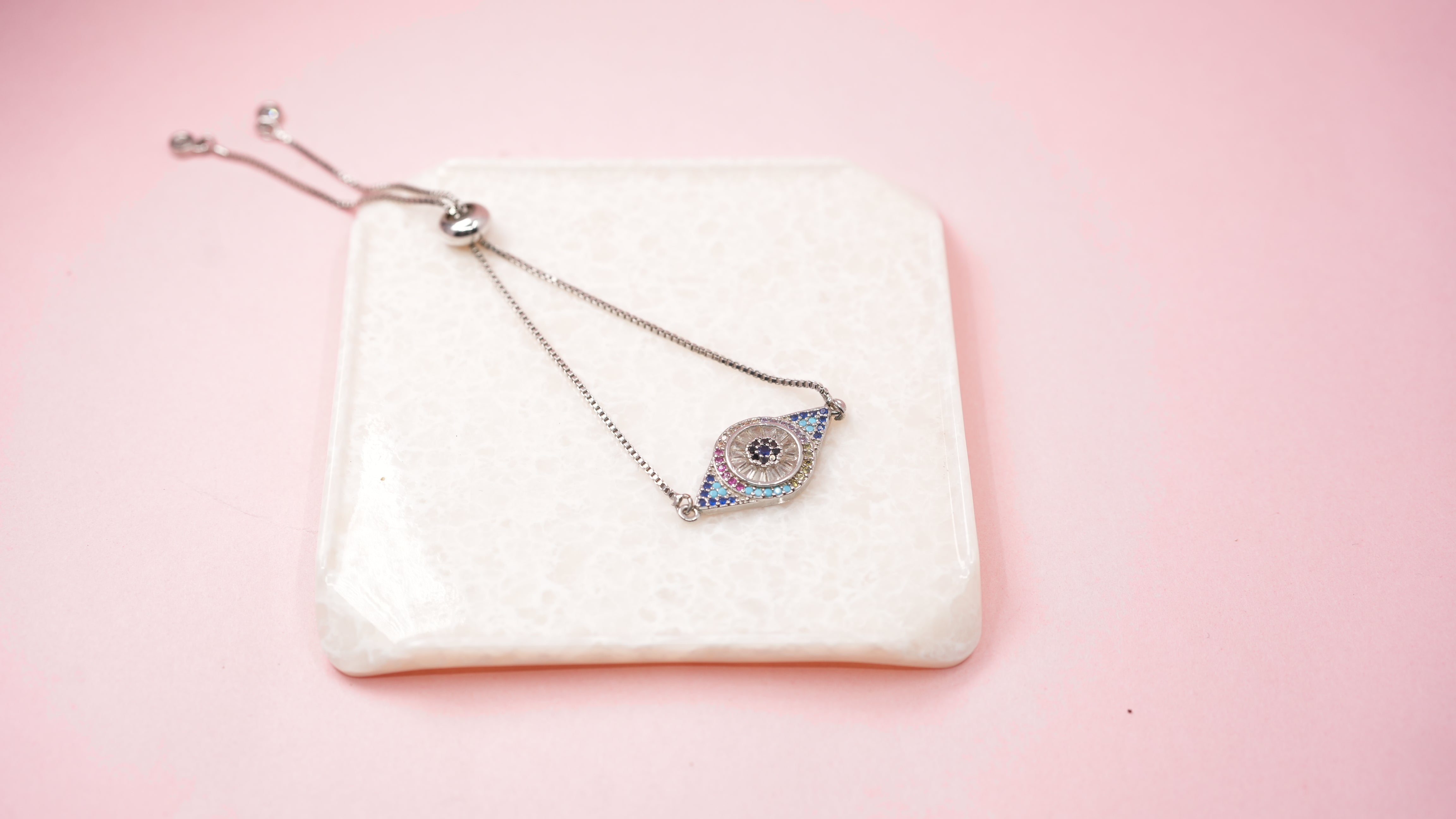 Mandala eye silver