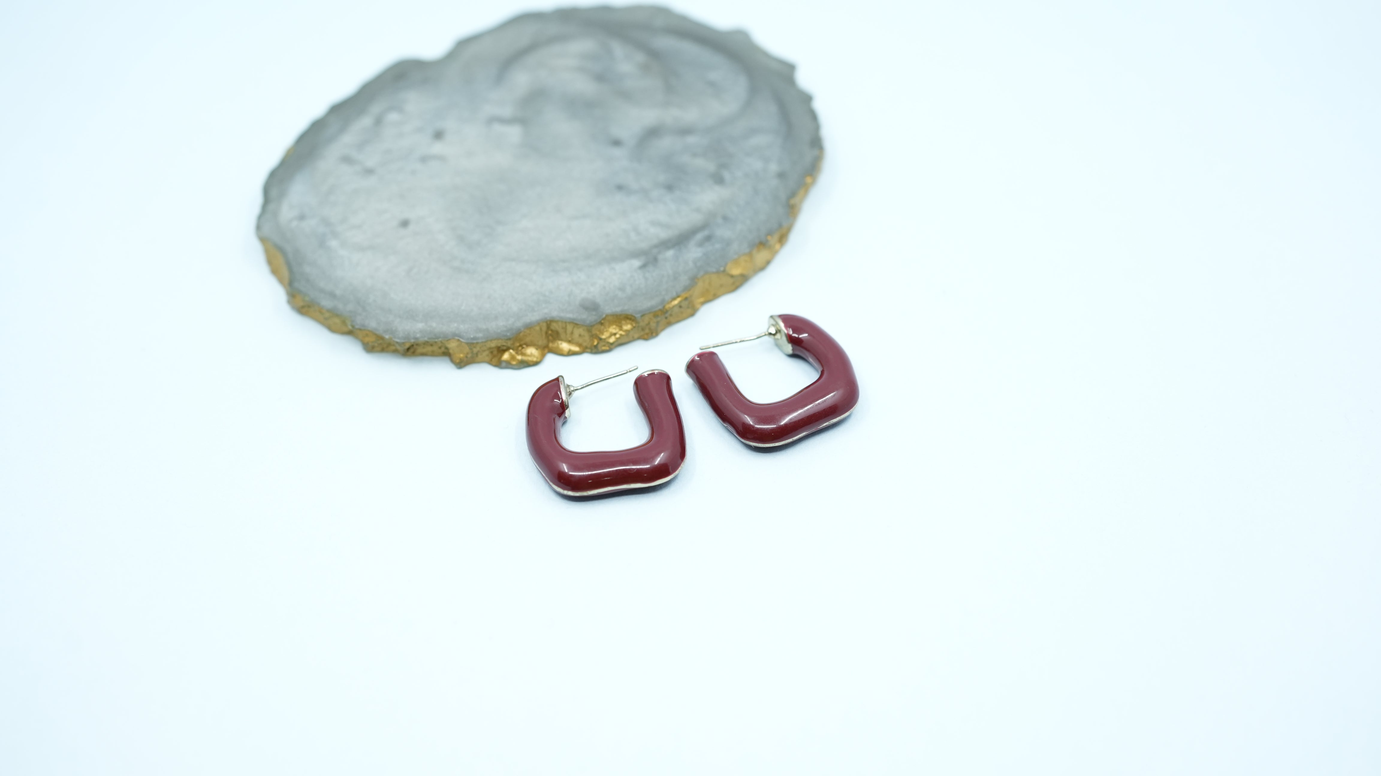 Half square maroon hoops
