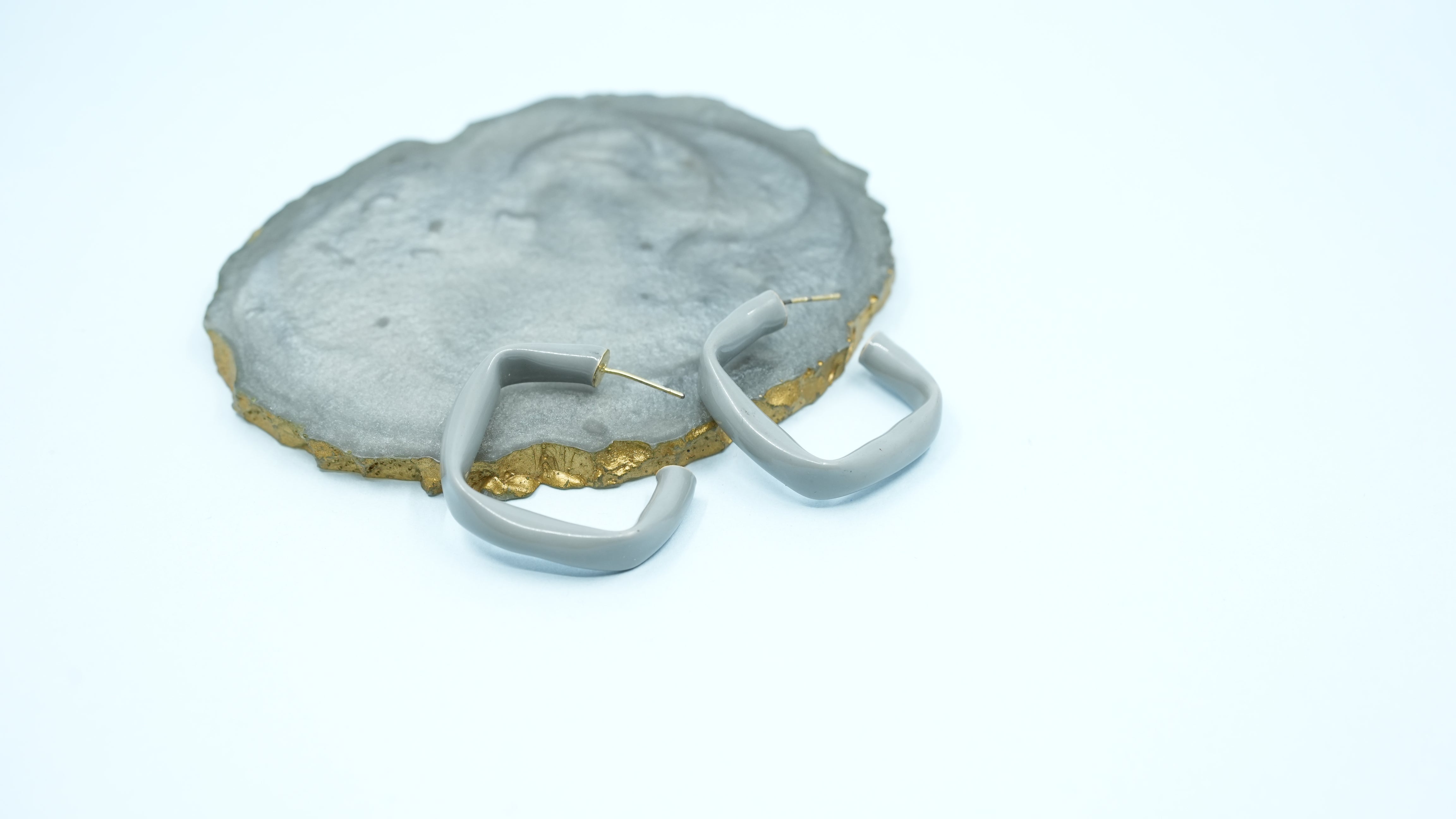 Grey Chunky square hoops