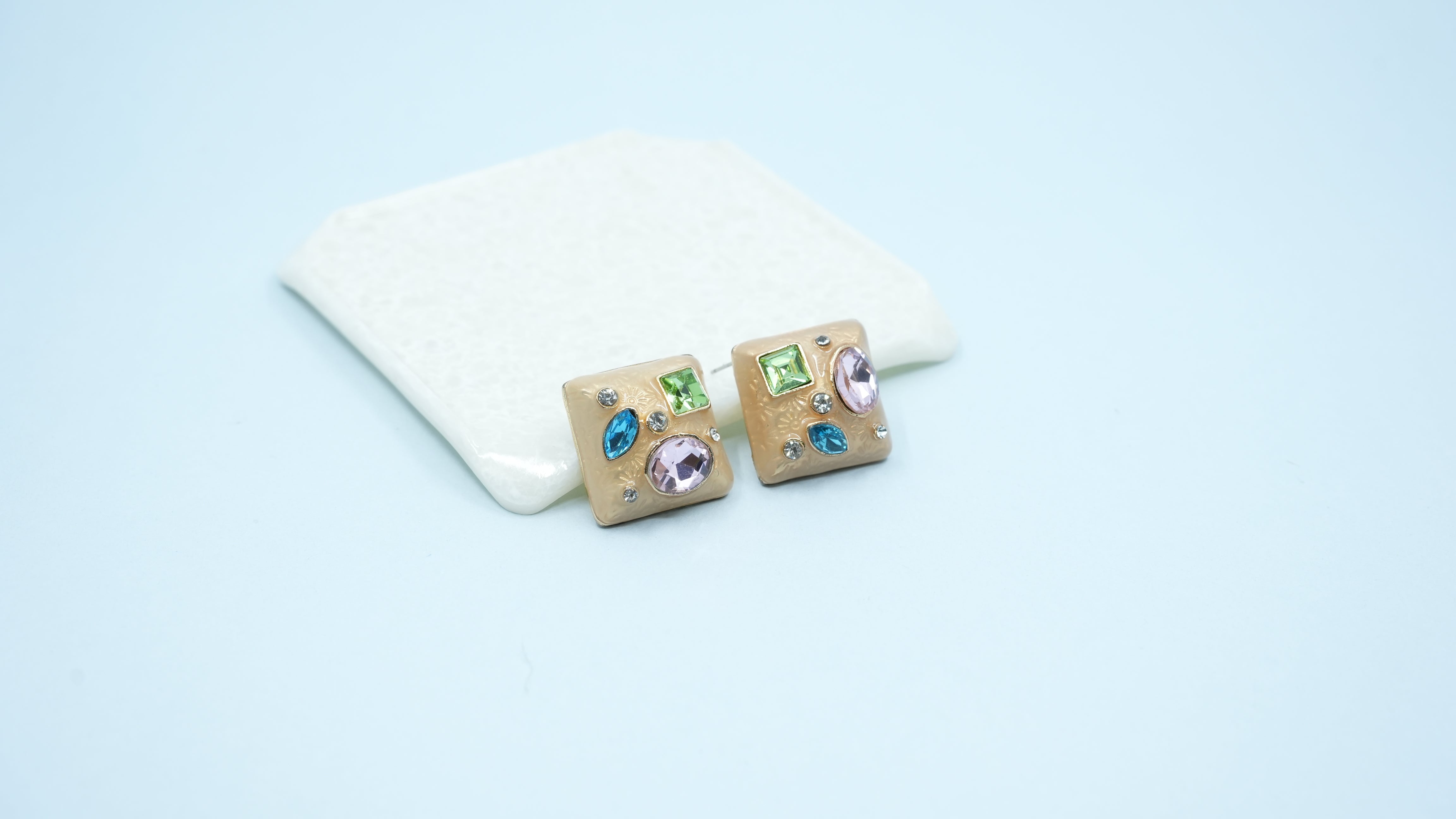 Gemstone diamond