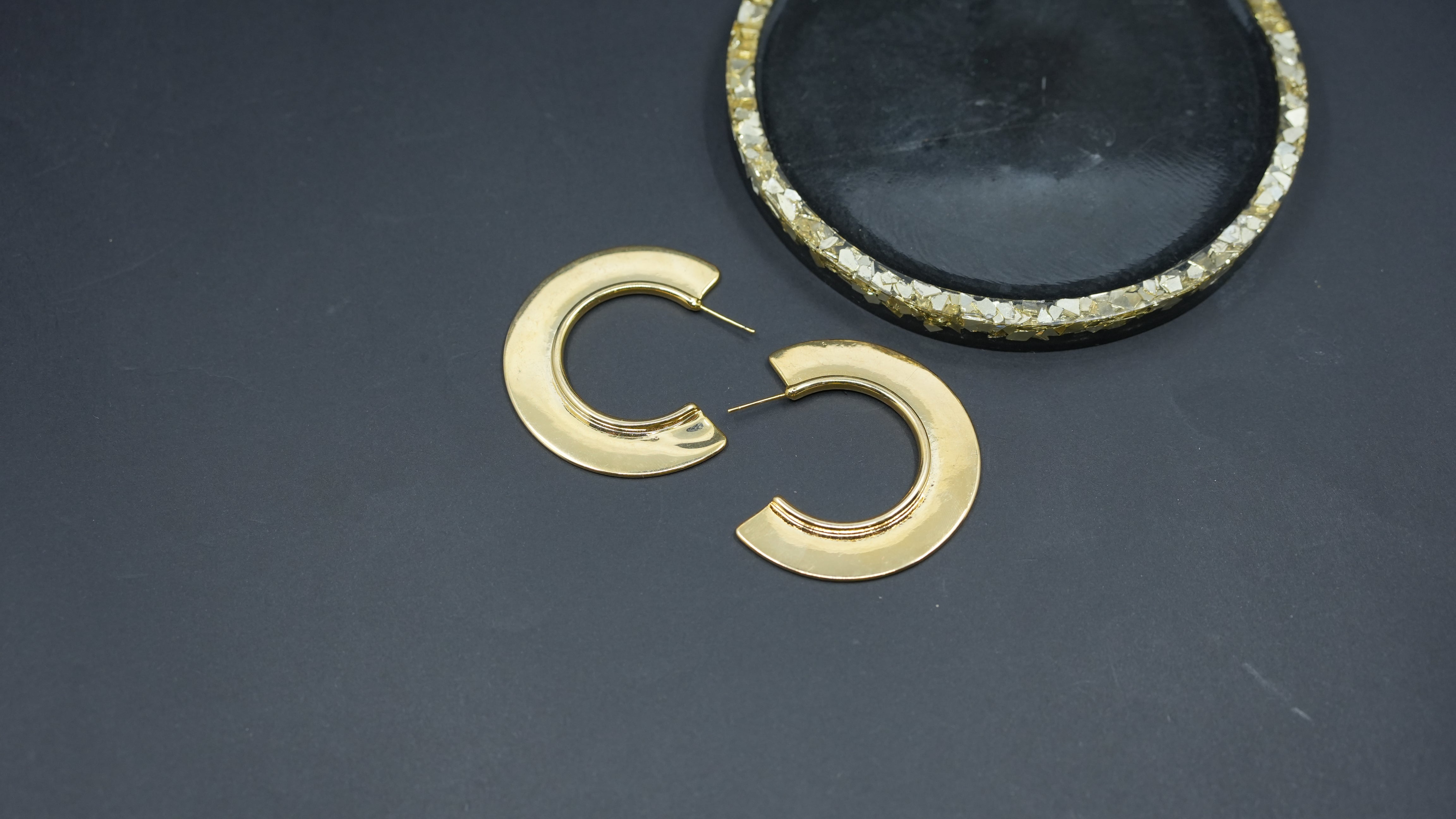 Circular classic Hoops