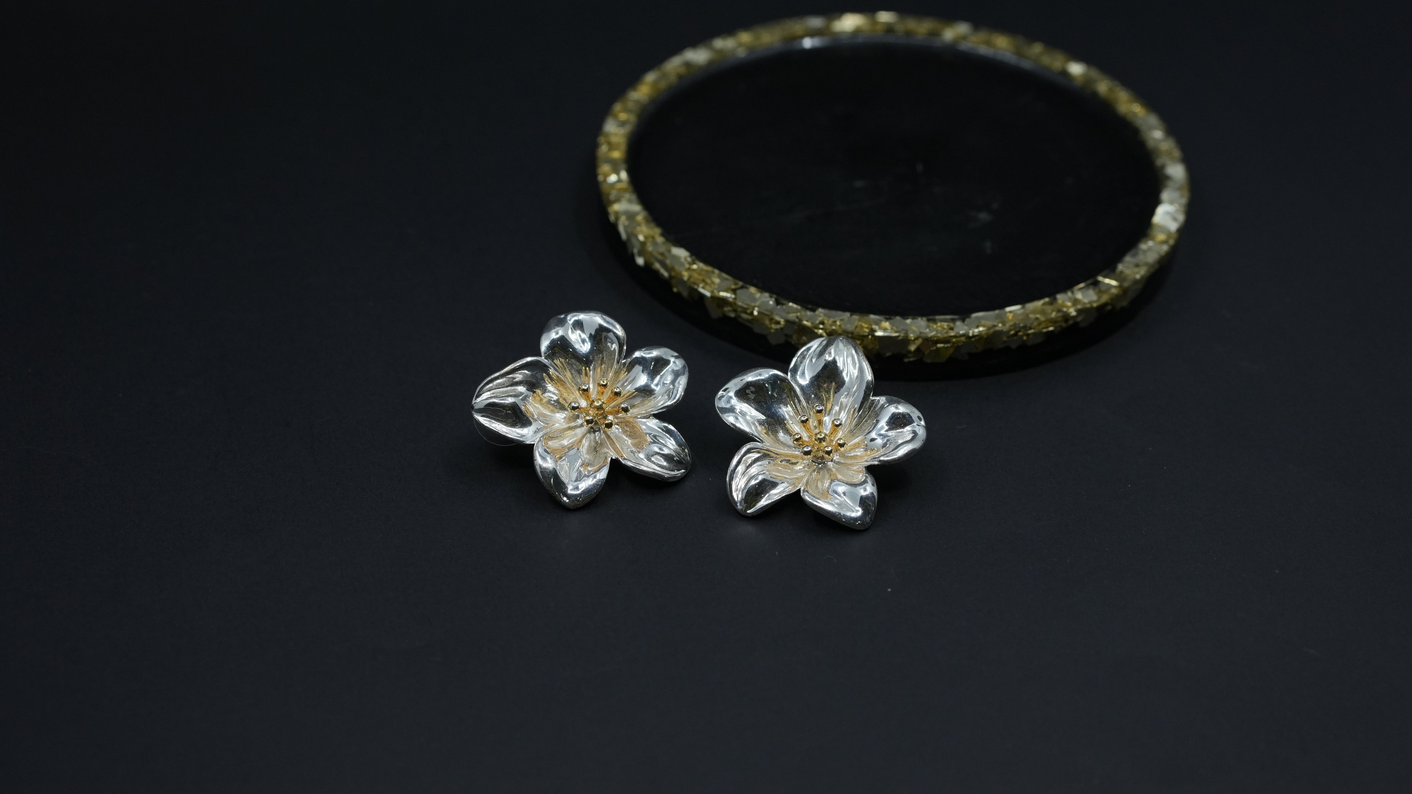 Silvera Stud earrings