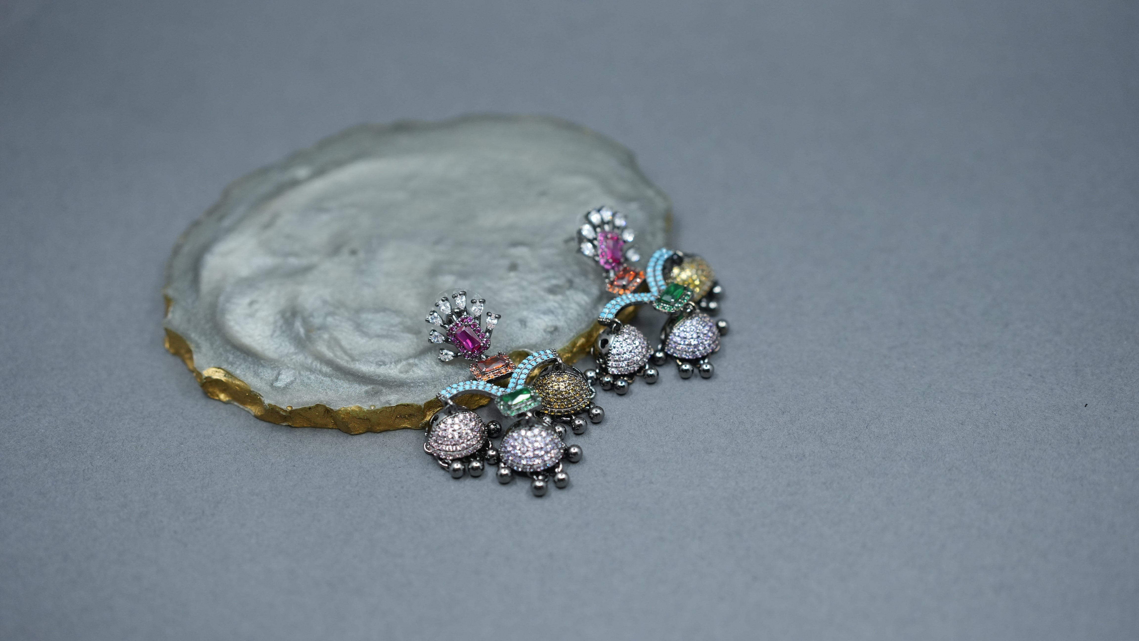 Jhumka Junkie