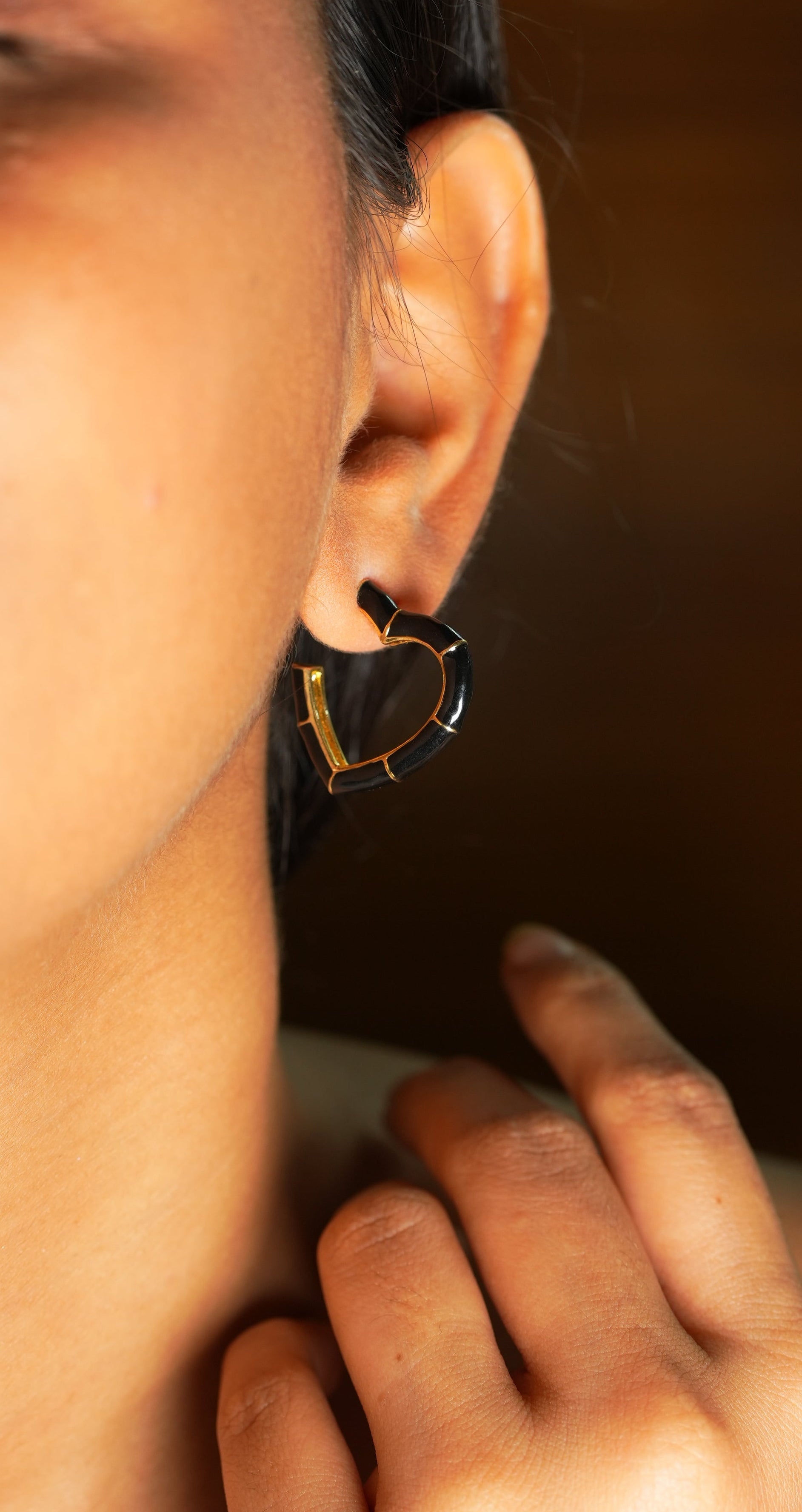 Black heart hoops