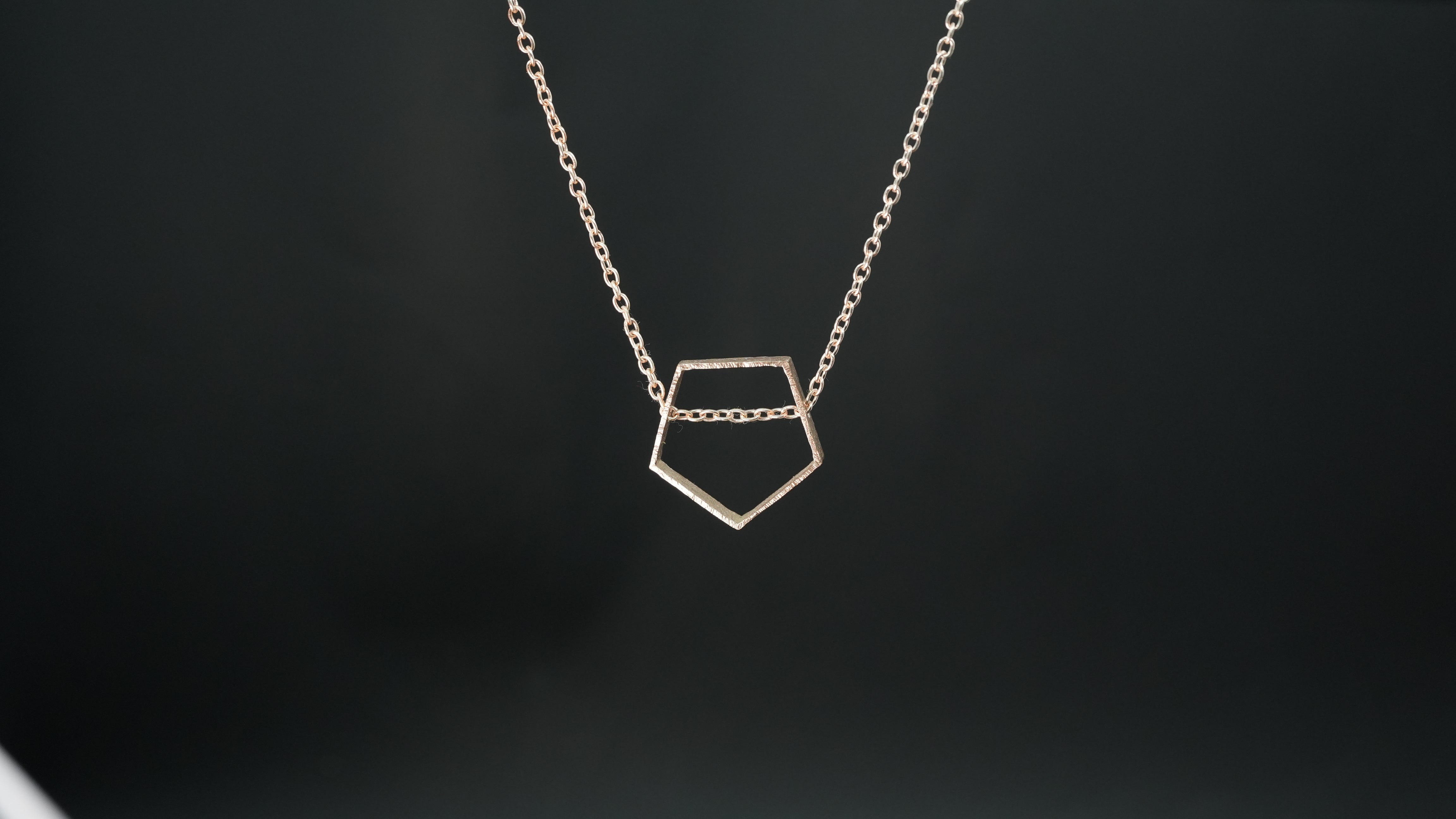 Pentagon Hallow Rosegold