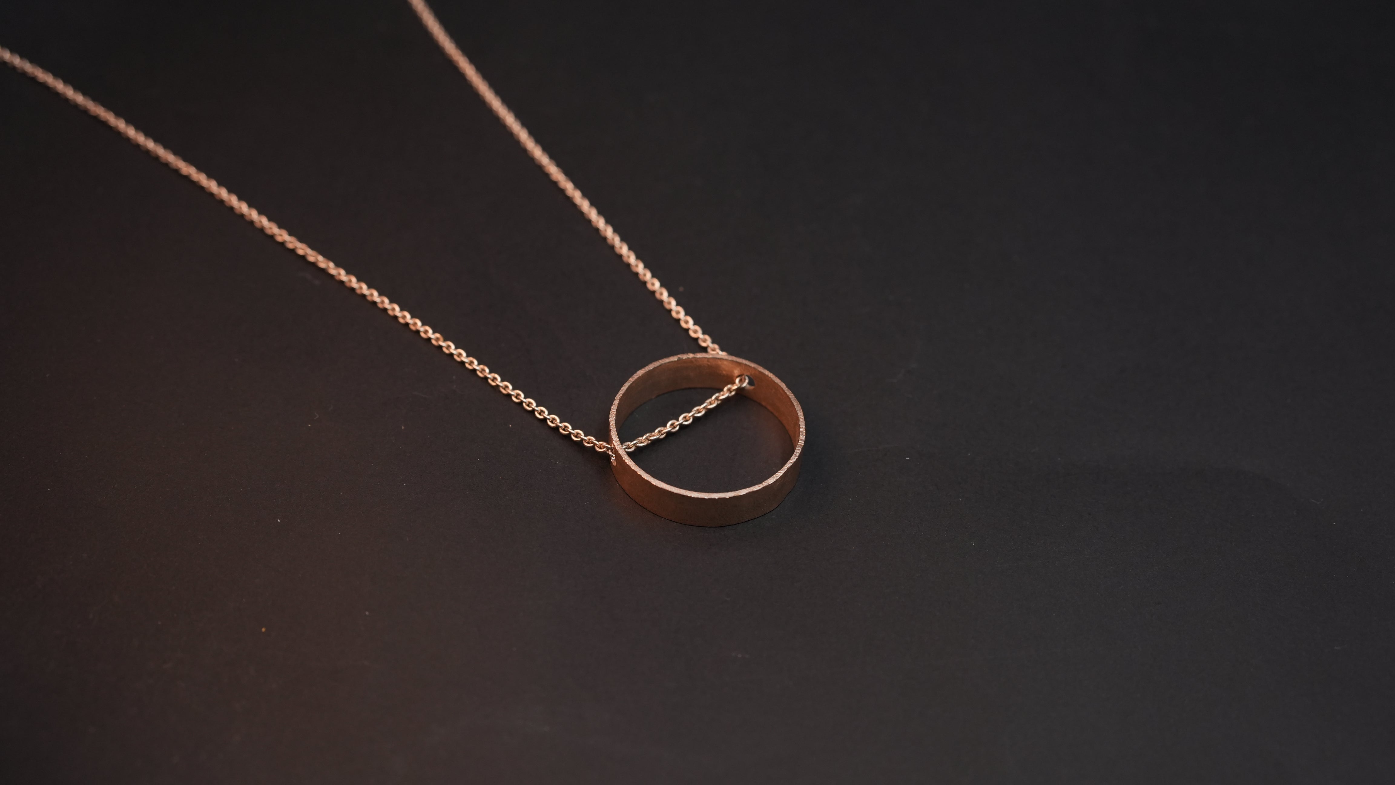 Circle coin hallow rose gold