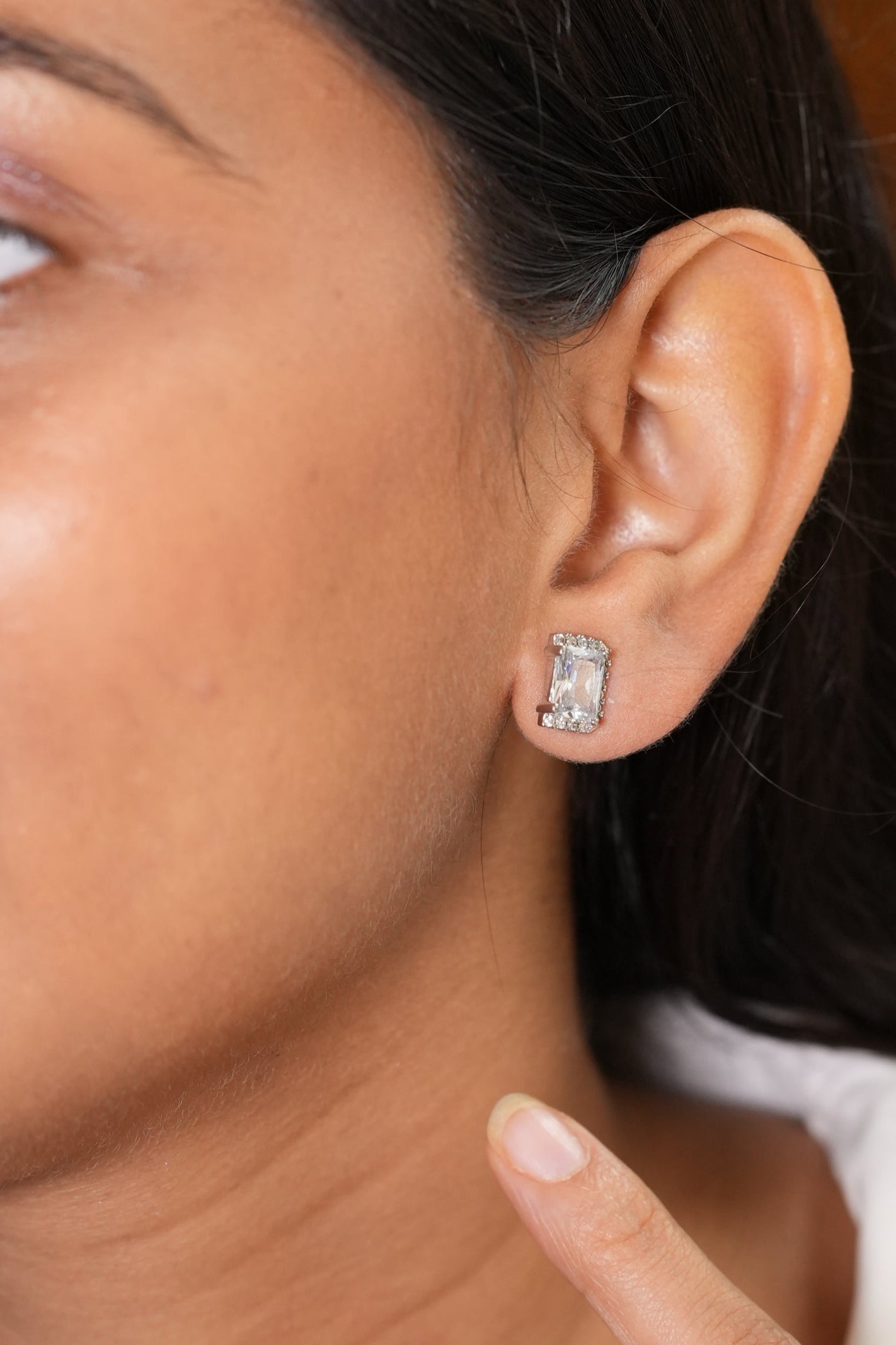 Petite crystal square