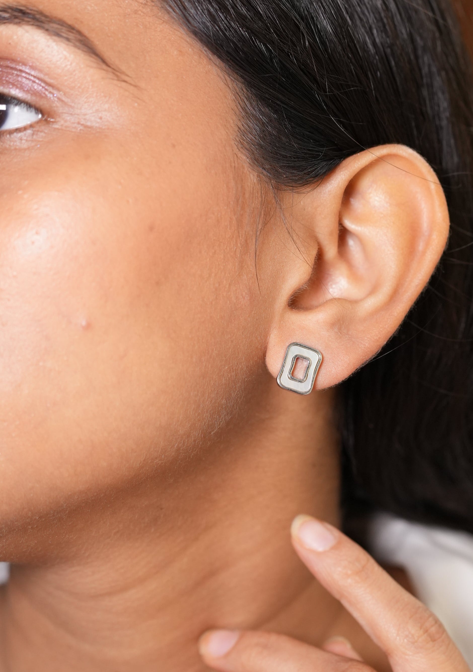 Silver rectangle