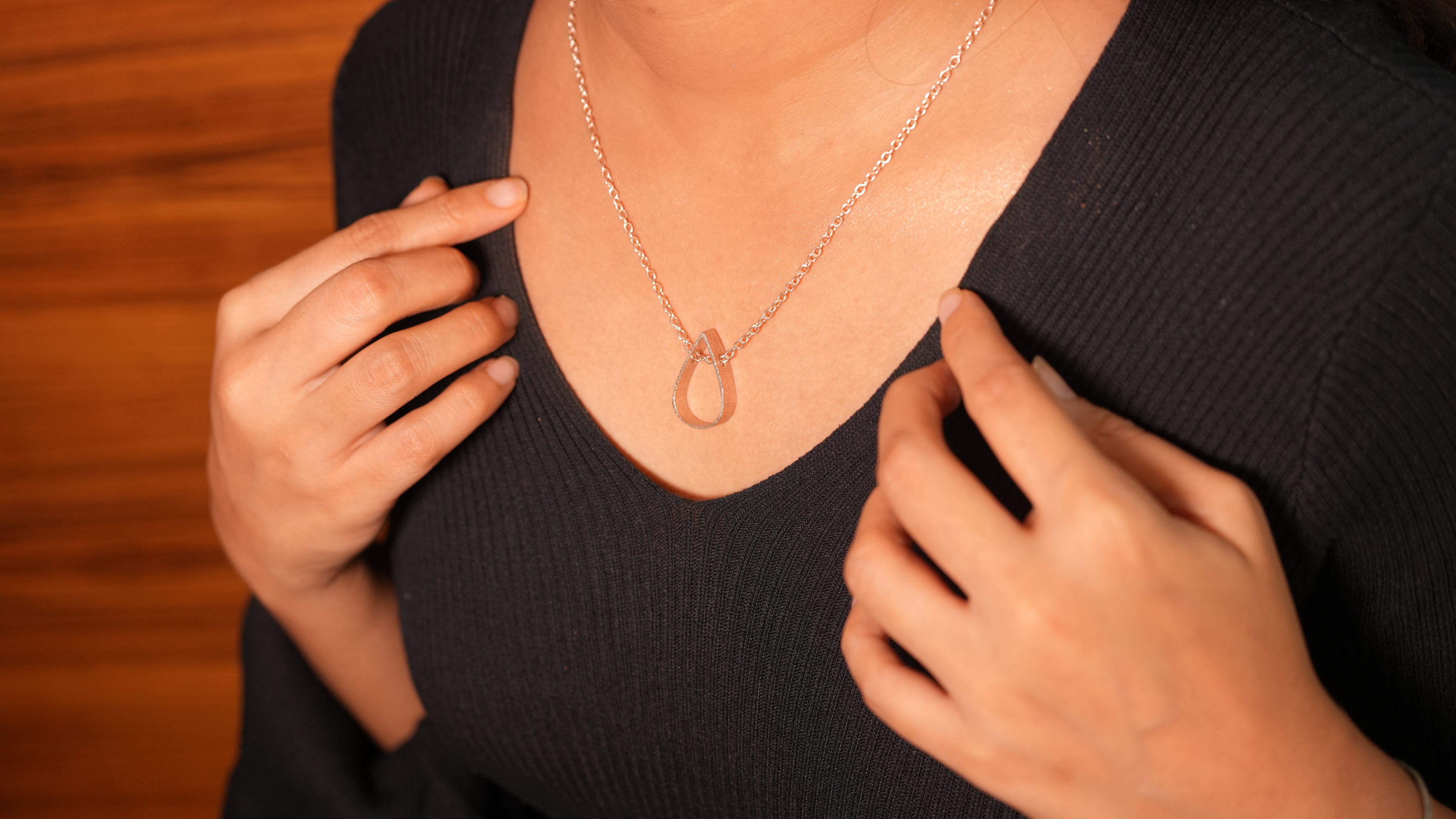 Dew drop hallow rose gold