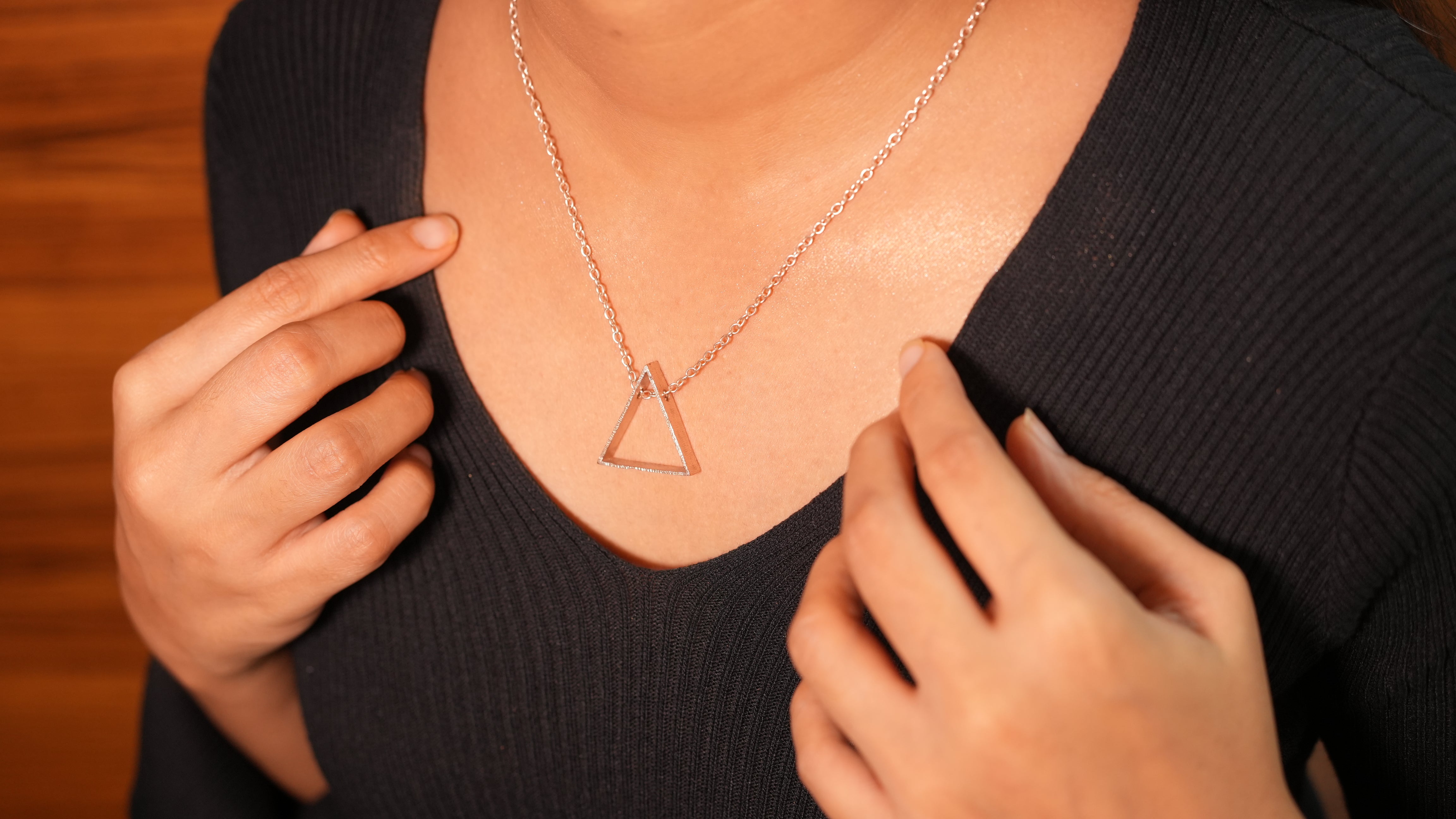 Triangle Hallow Rosegold