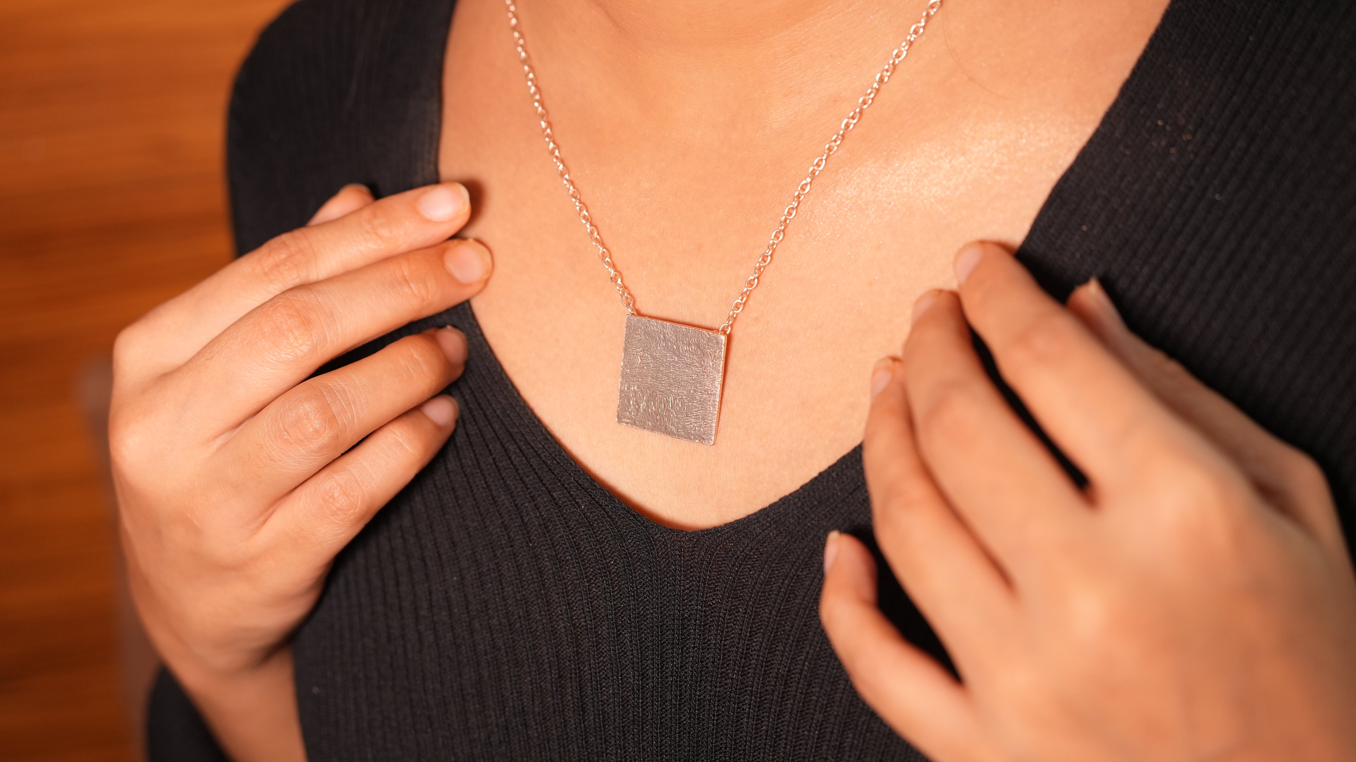 Square rose gold flat