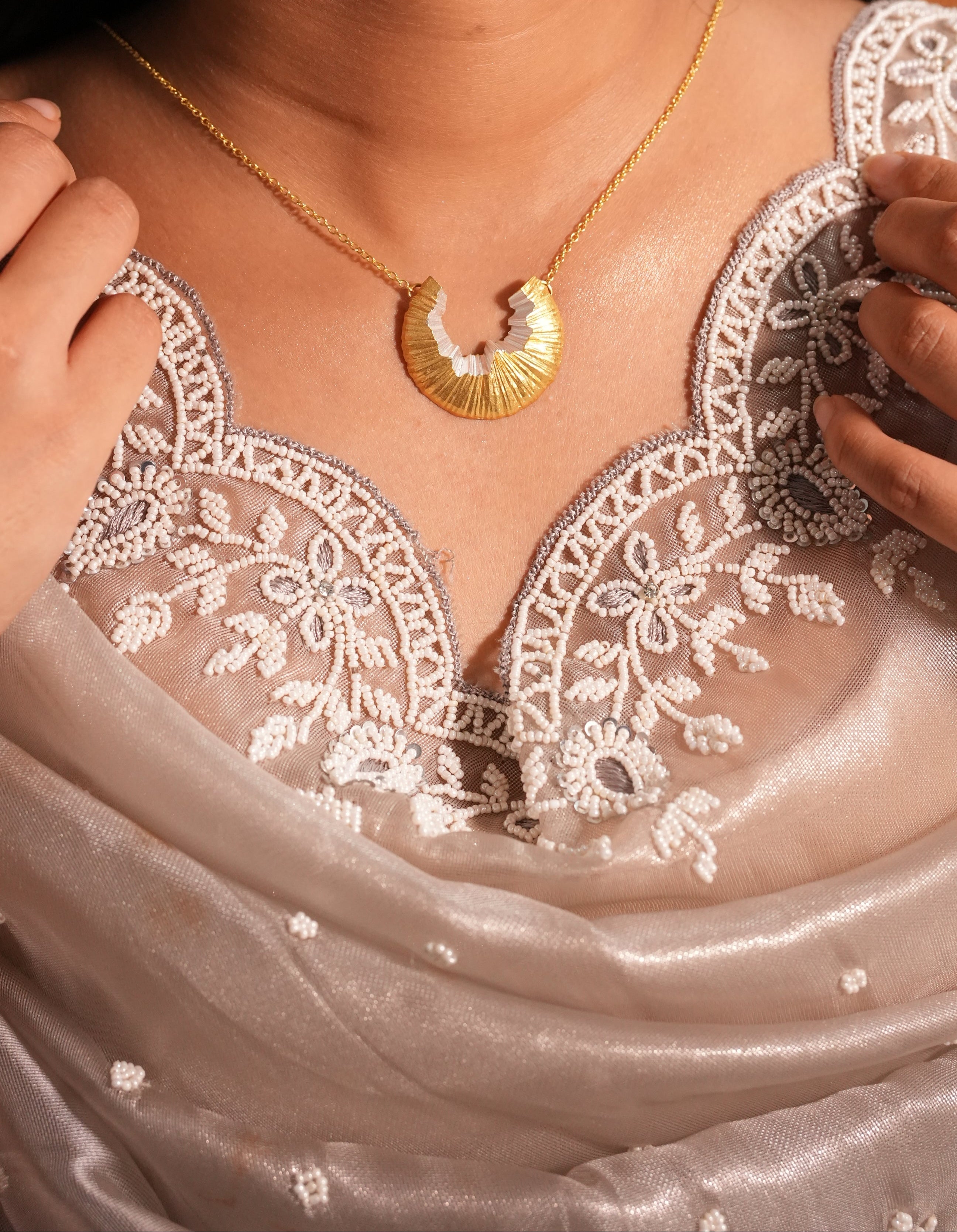 Dual shaved gold necklace