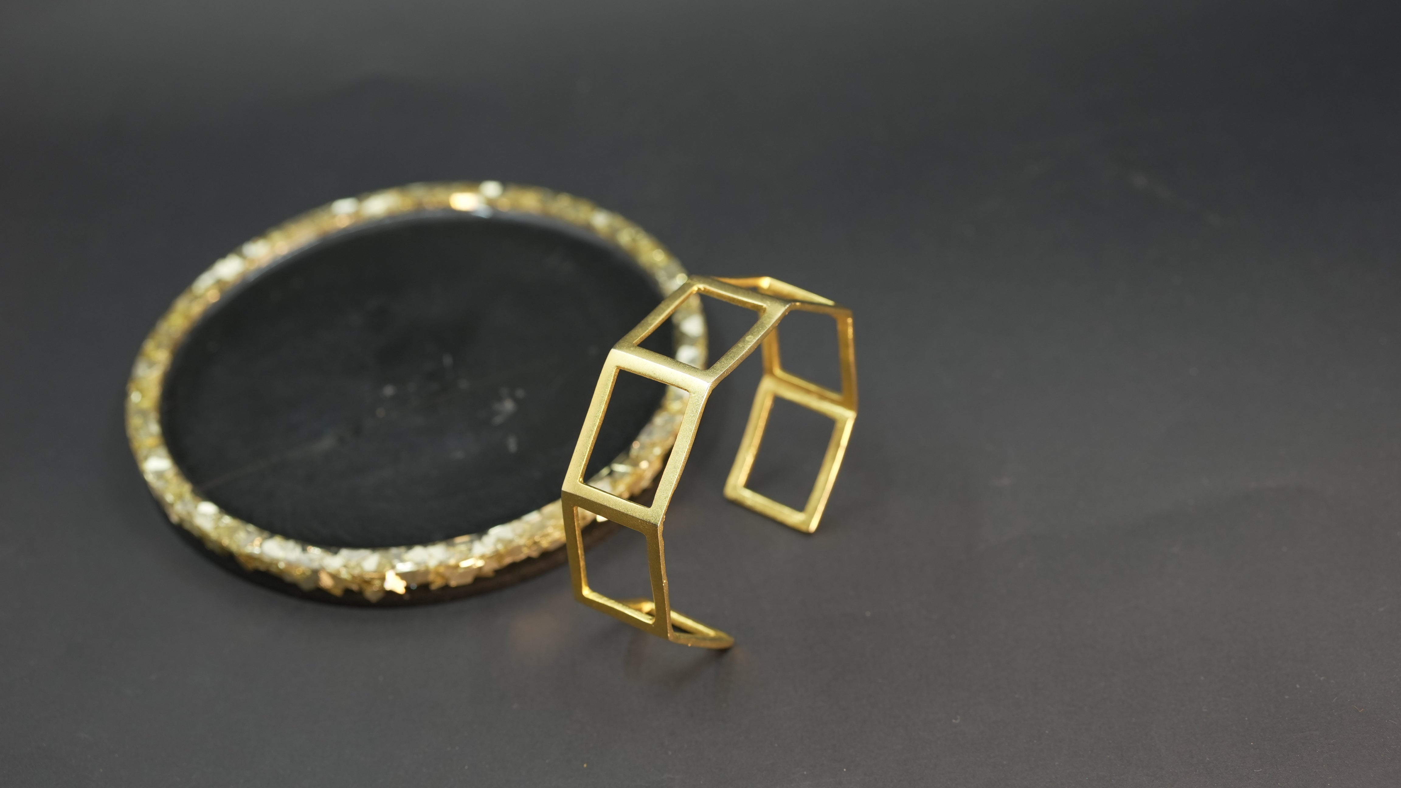 Gold Horizon Cuff hallow