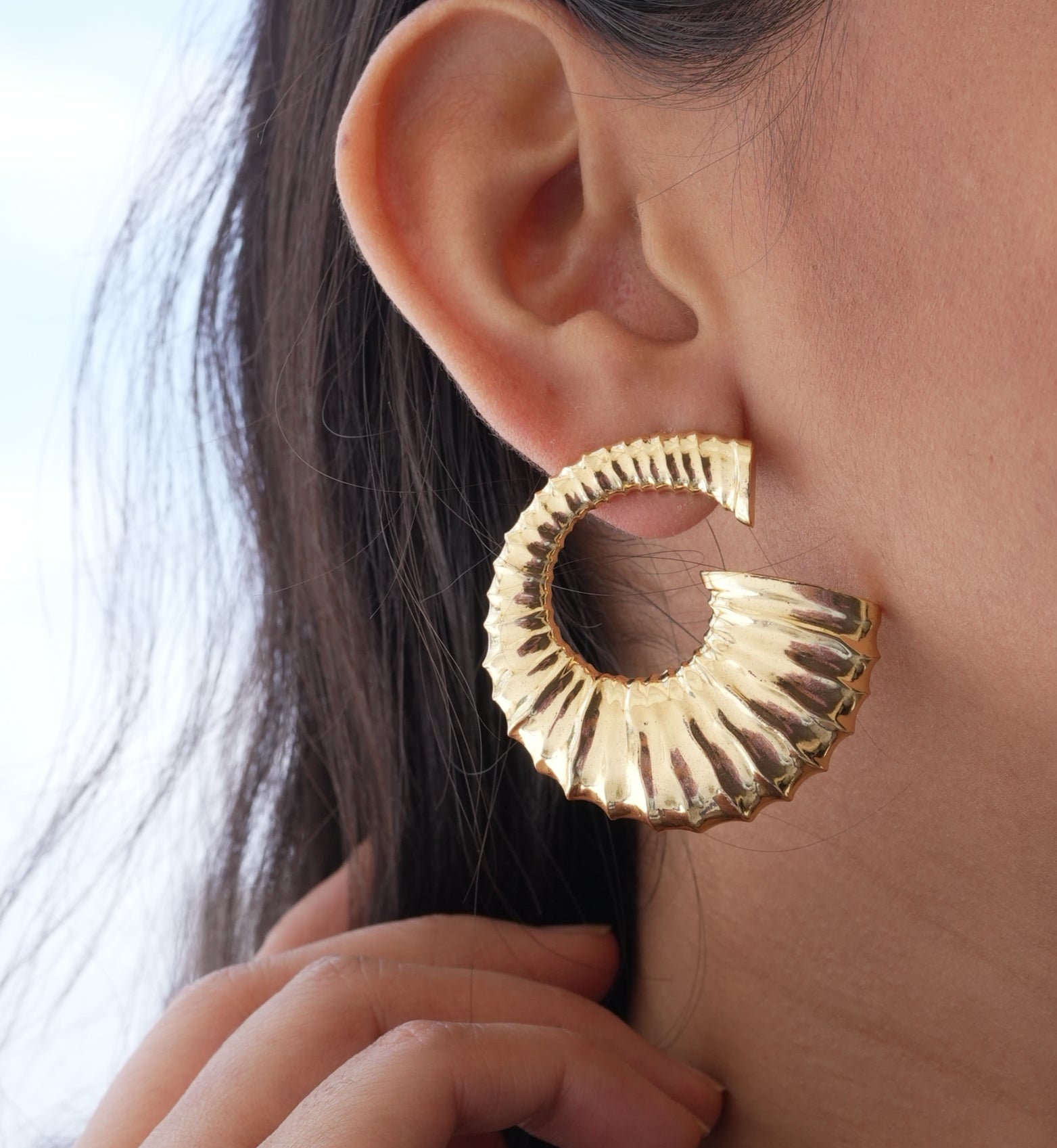 Sea shell gold