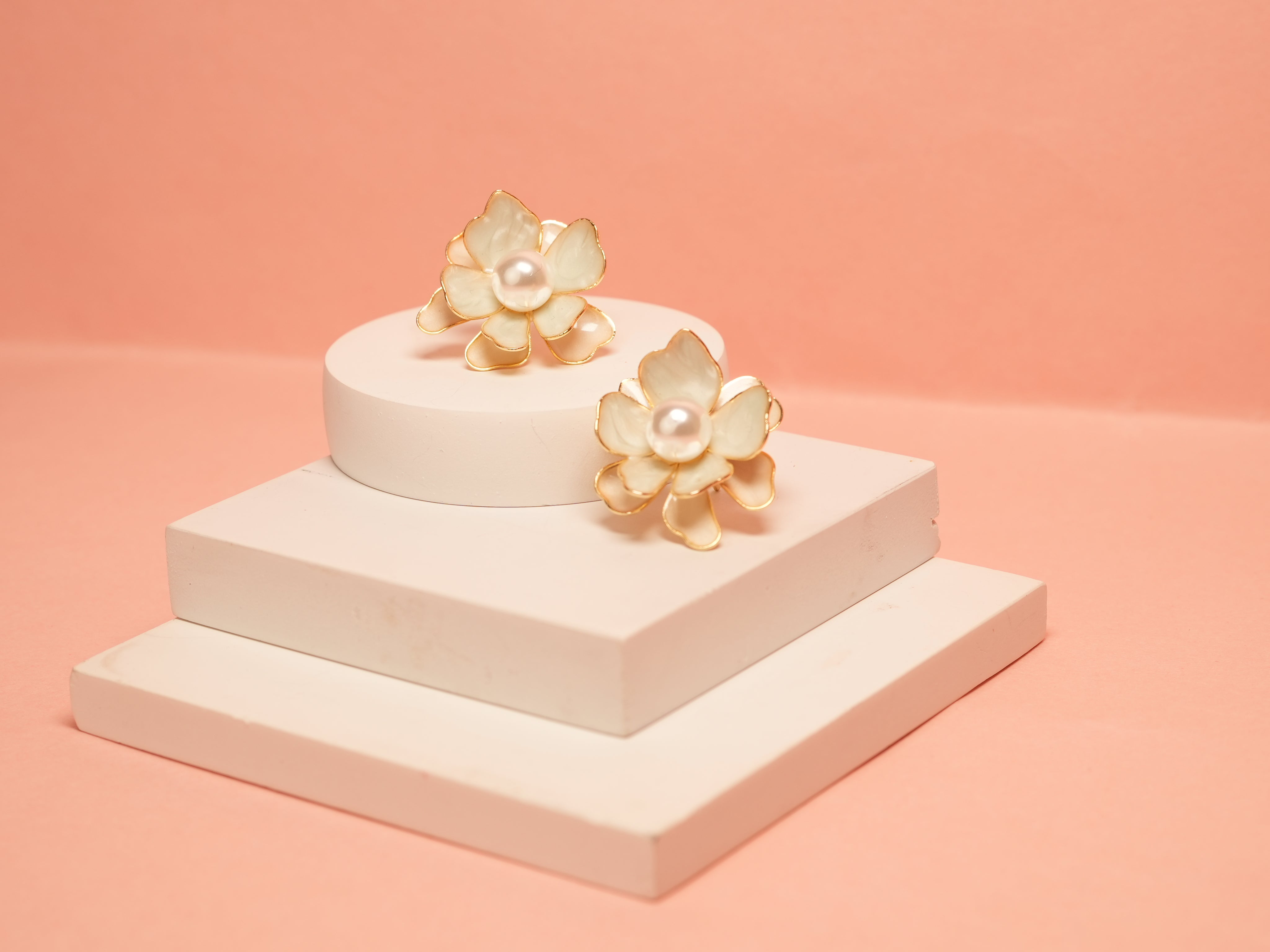 Ivory bloom