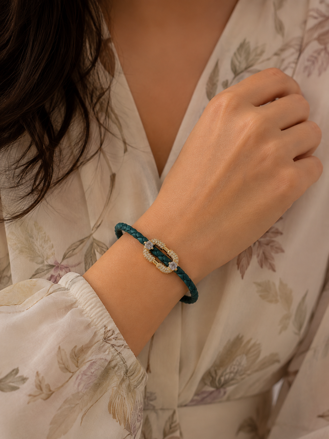 Olive Crystal Link Leather Bracelet