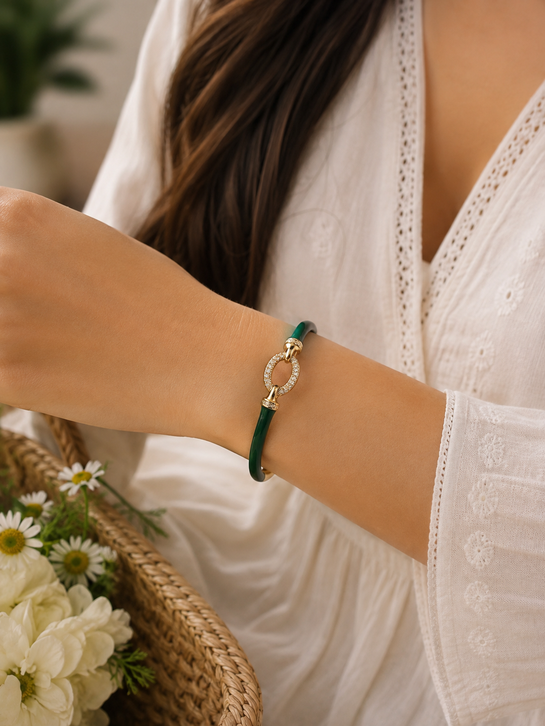 Olive Oval Sparkle Bracelet