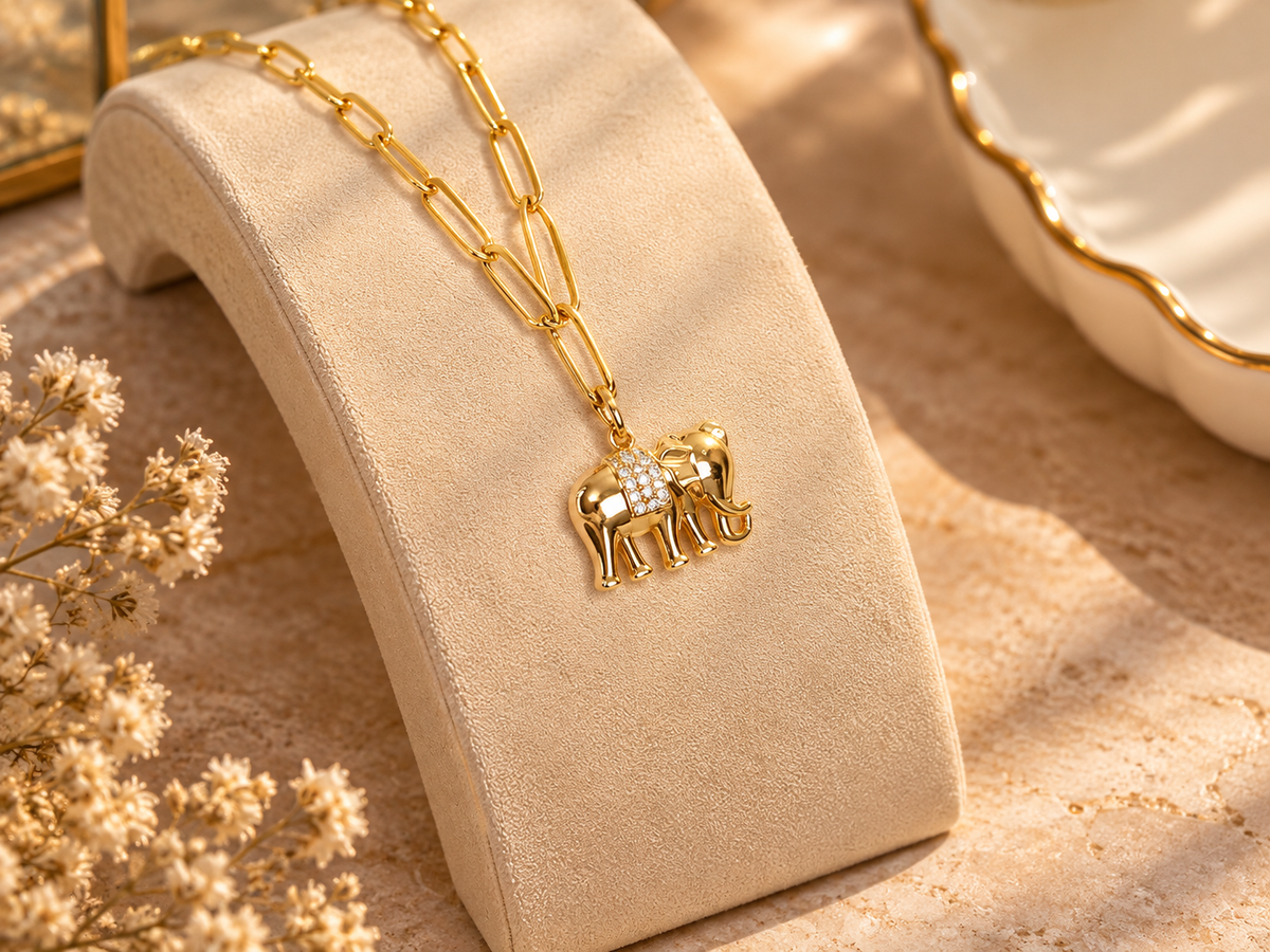 Daga-accessories Elephant Pendant Necklace