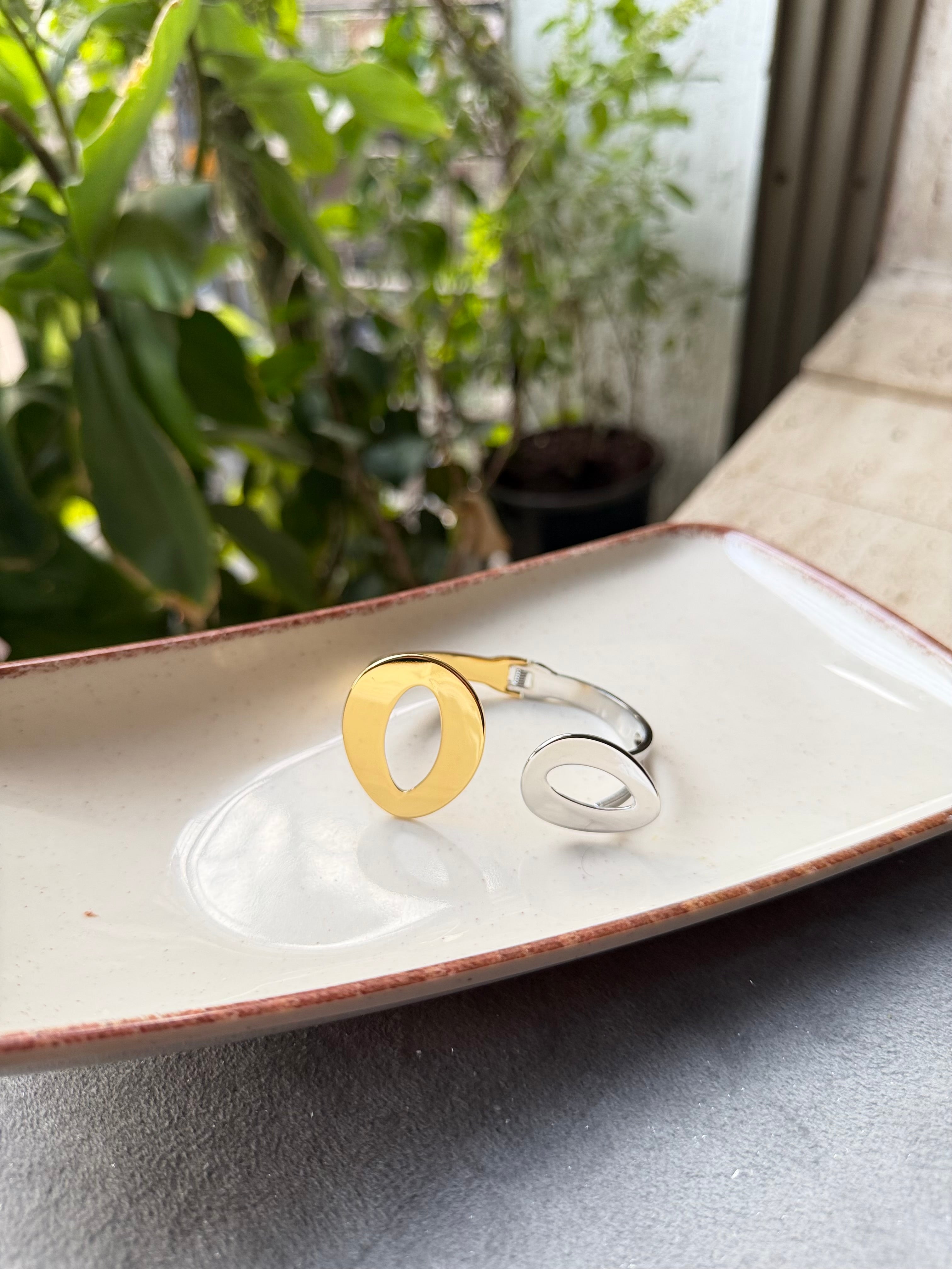 Dual disc contrast cuff