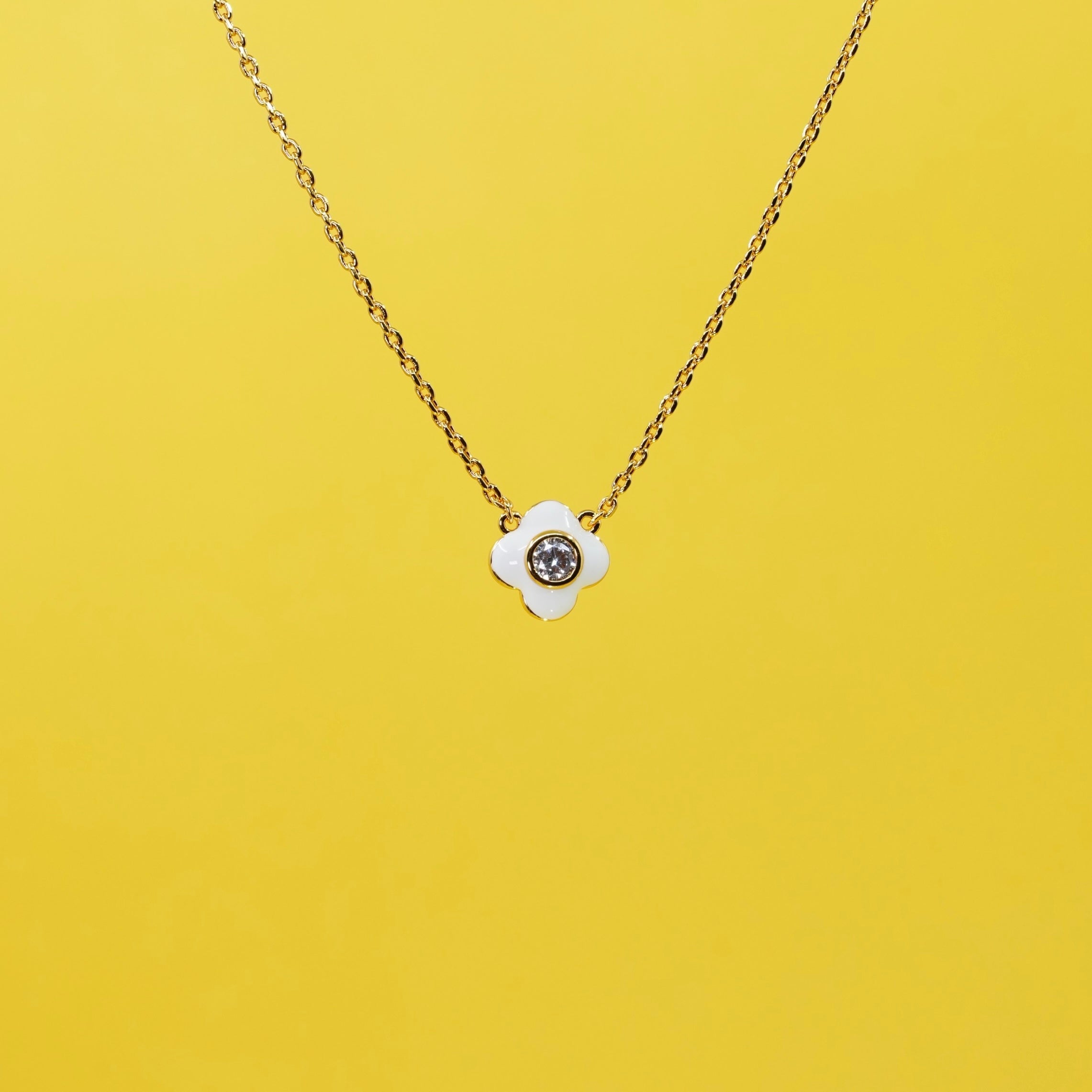 White Floral Motif Necklace