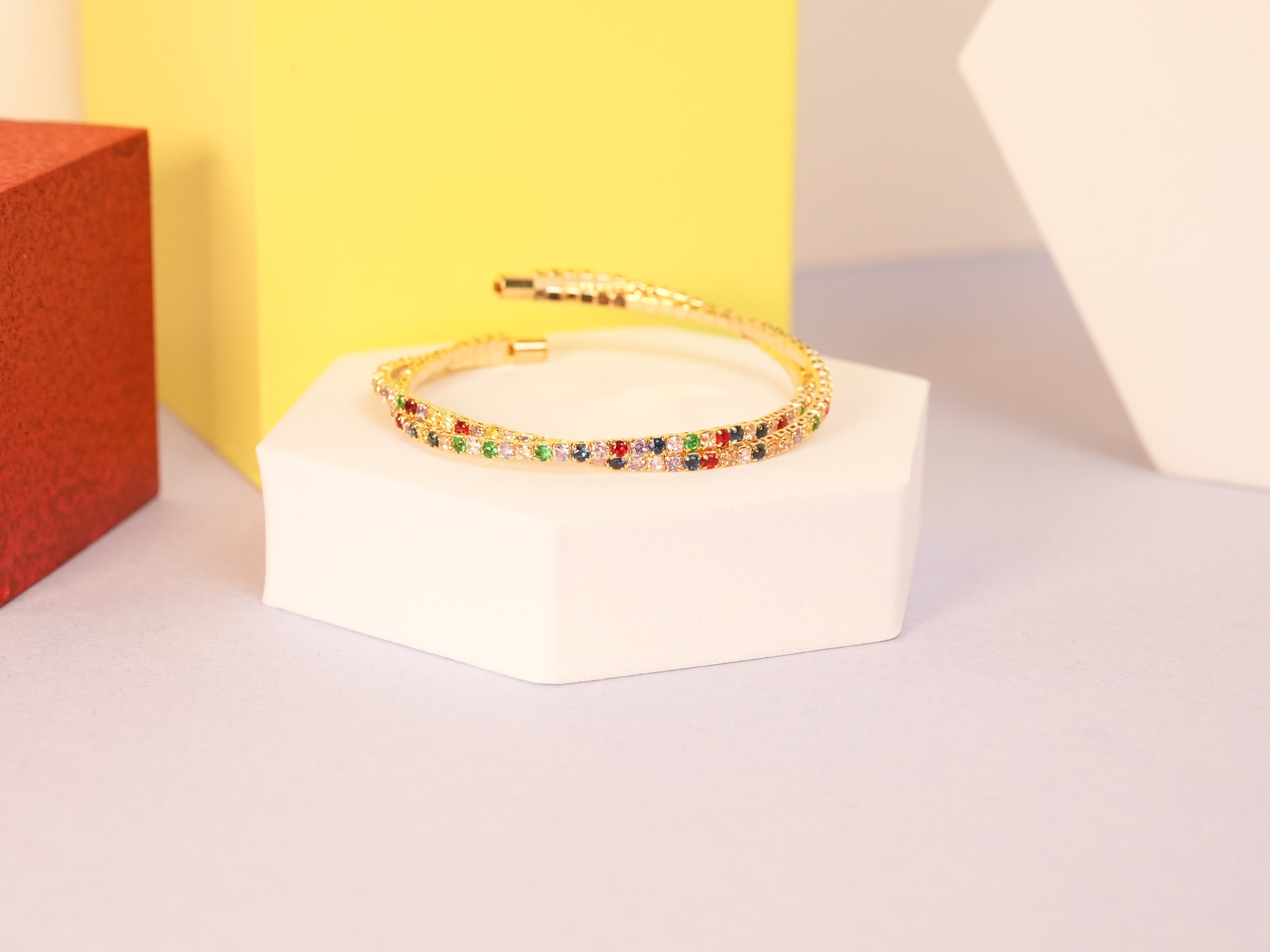 Crystal Twisted Streamline Multicolour