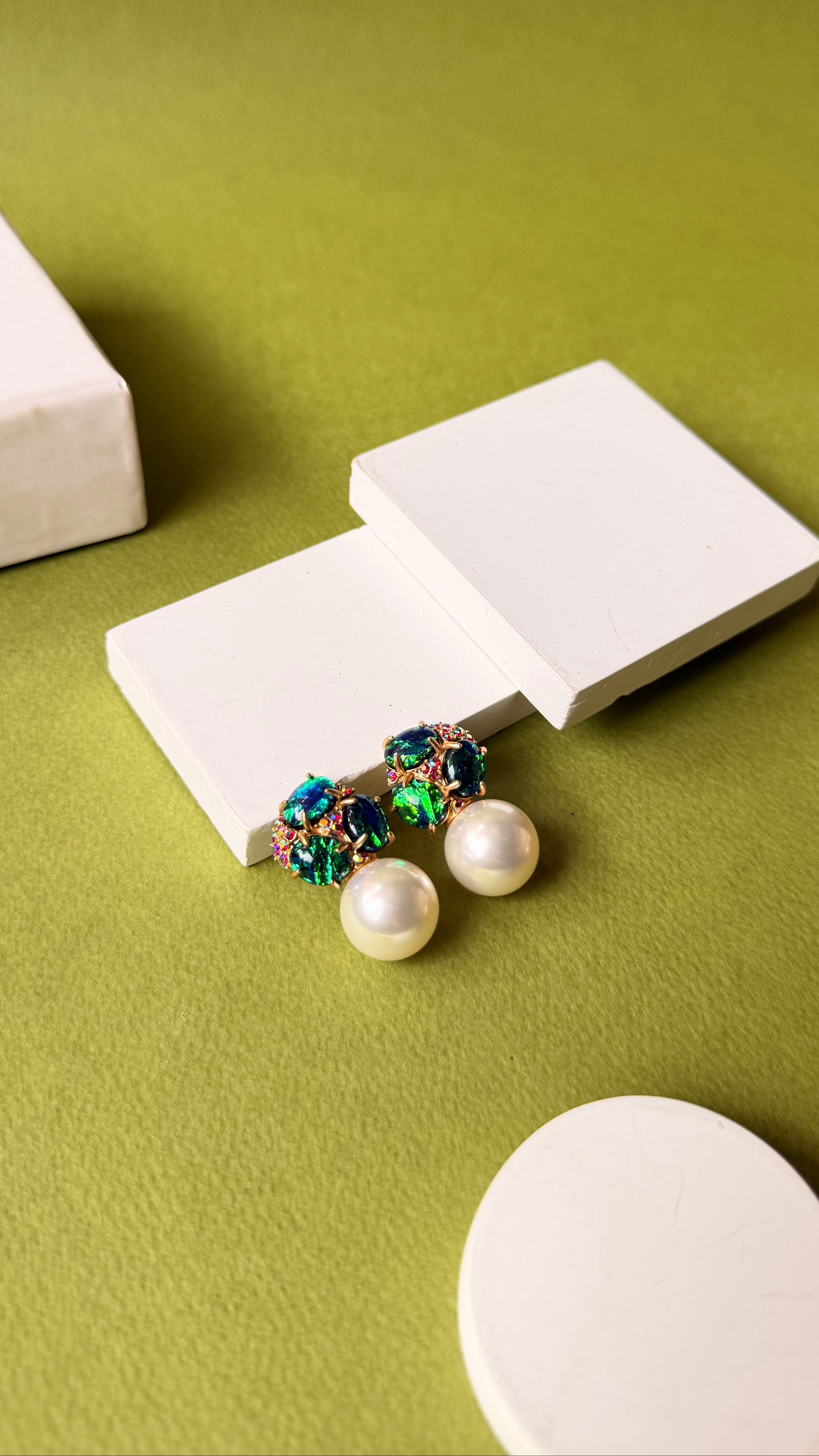 Ivory accent