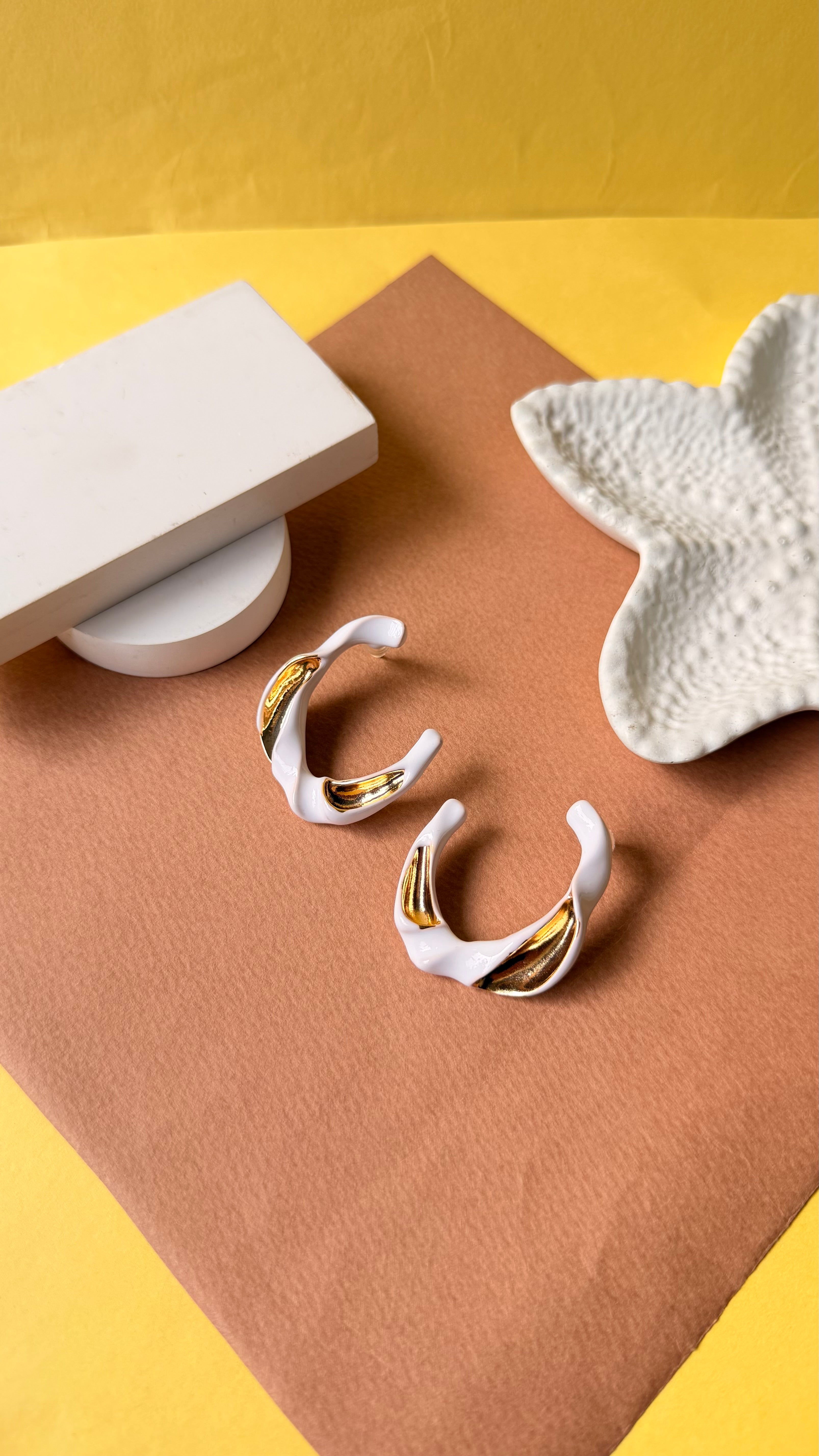 Ivory Glow earring