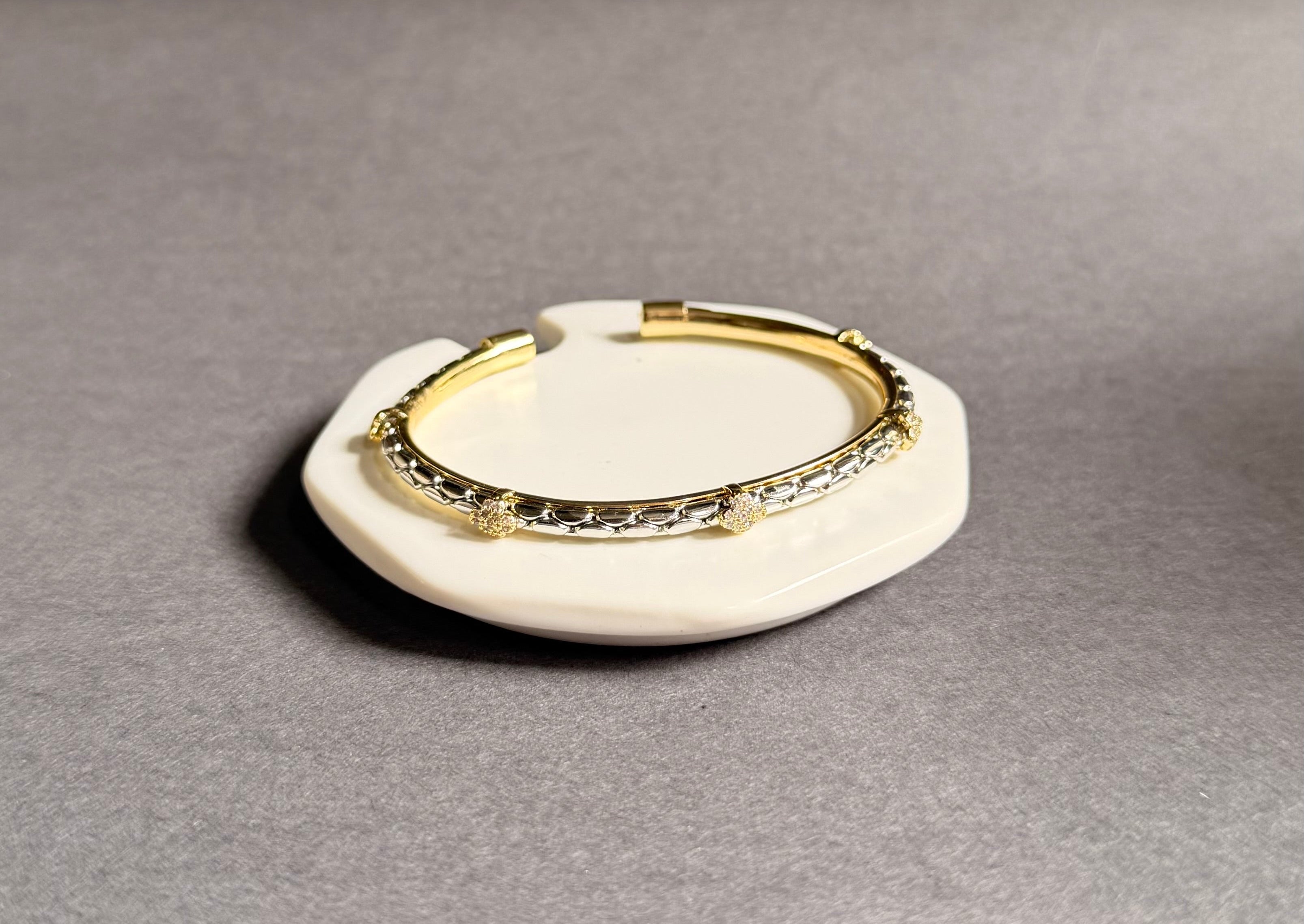 Snake style Silver Cuff