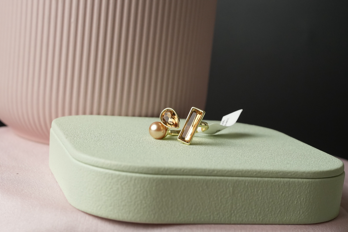 Elegant Multi Stone Statement Ring