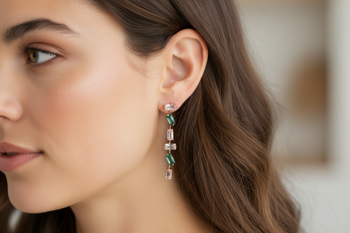 Elegant Necklace and Earring Jewellery Set